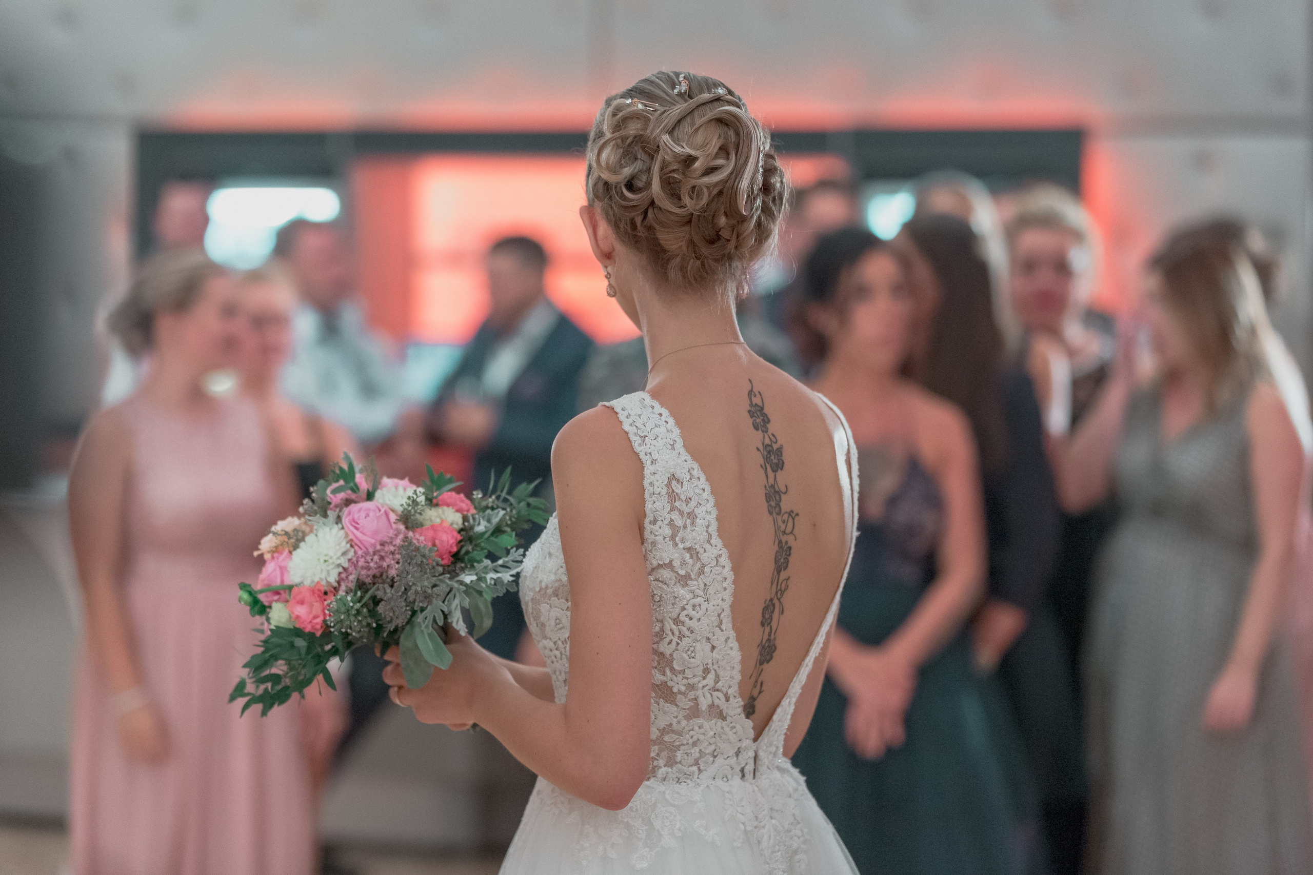 Hochzeitsfotograf Deutschland – Emotionale Fotos. Fotograf Sergej Nevelskij in Dortmund — Emotionale Hochzeitsfilme, Immobilienaufnahmen & individuelle Fotobücher