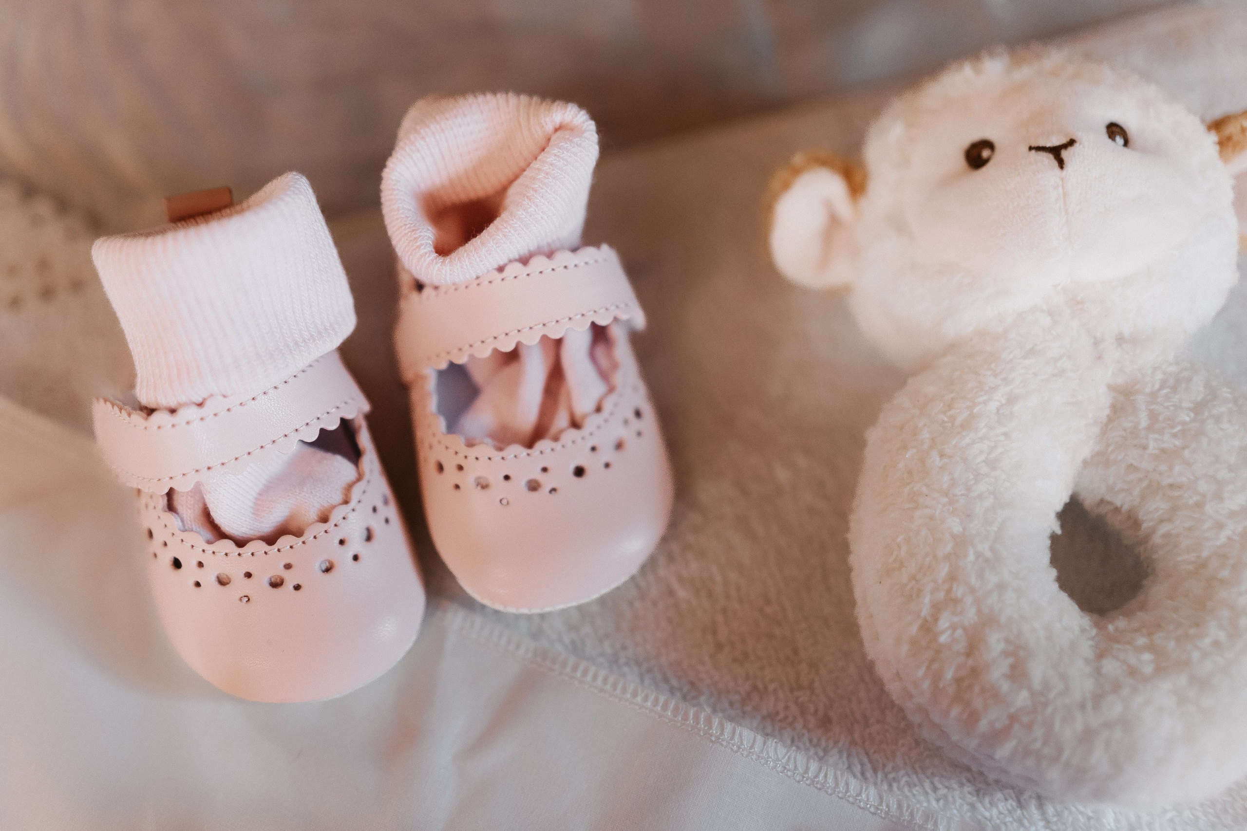 Ecaterina Ioana. Dara Lens | The art of remembering