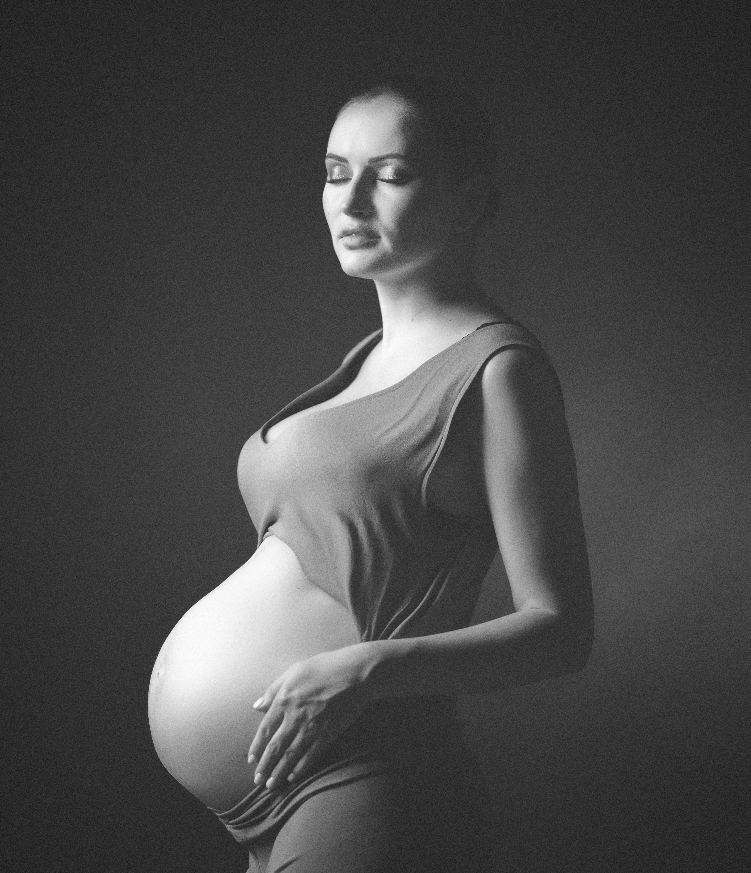 Pregnancy. Luxury wedding, portrait, family photographer over Europe