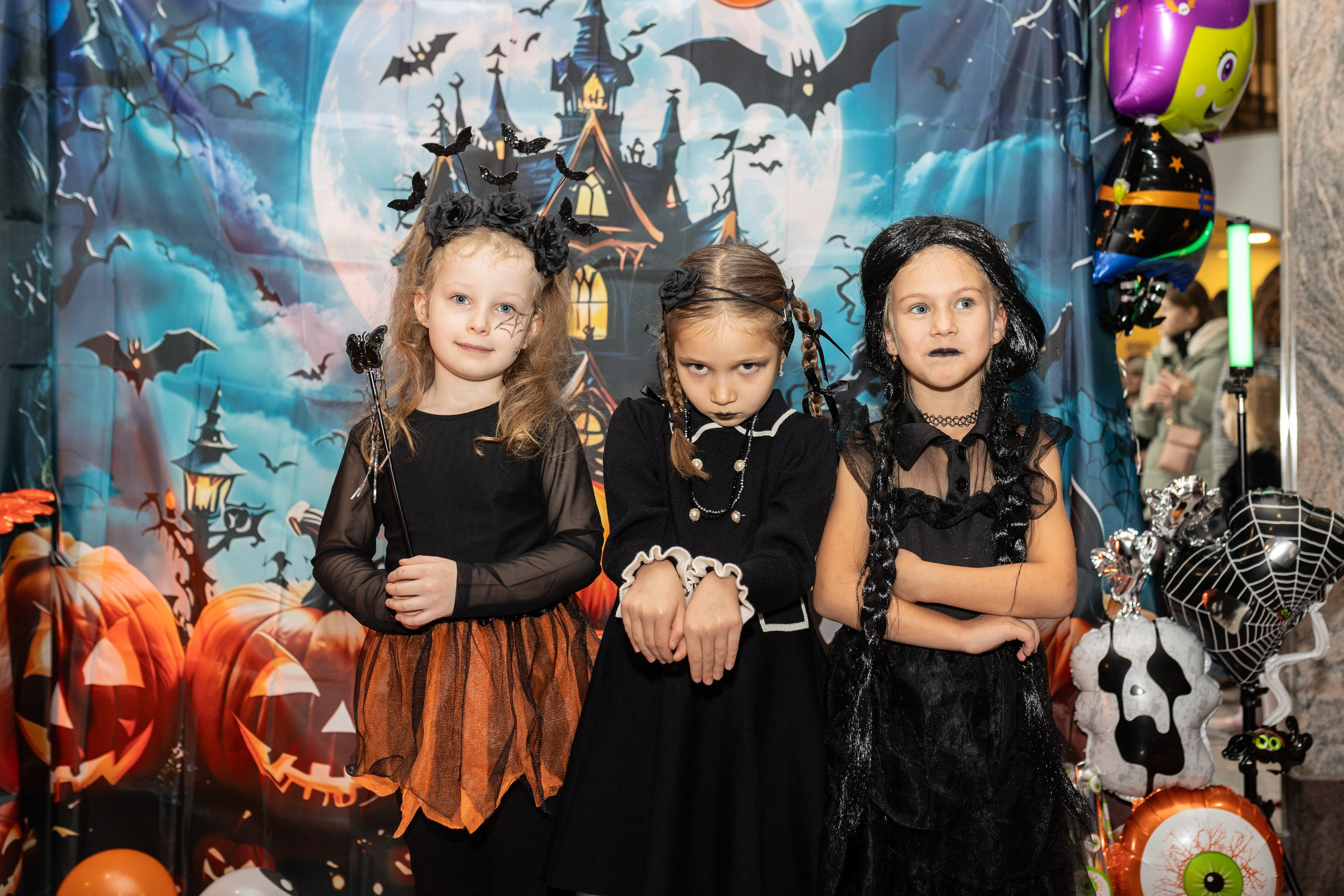 Leo dance studio Helloween 2025. Семейный и детский фотограф в Варшаве Мила Бобровская