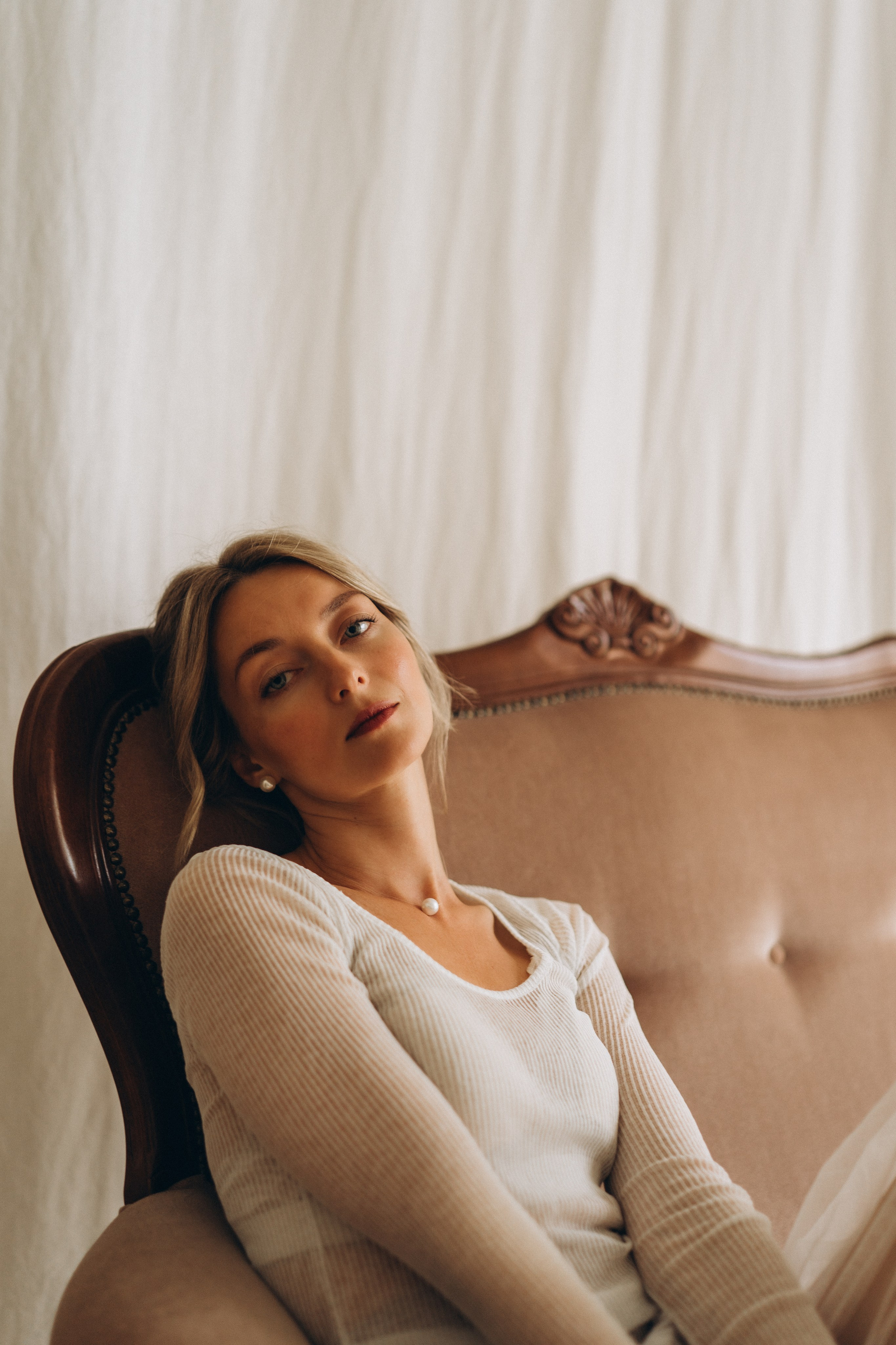 Olga. Wedding and portrait photographer in Helsinki Vickan O