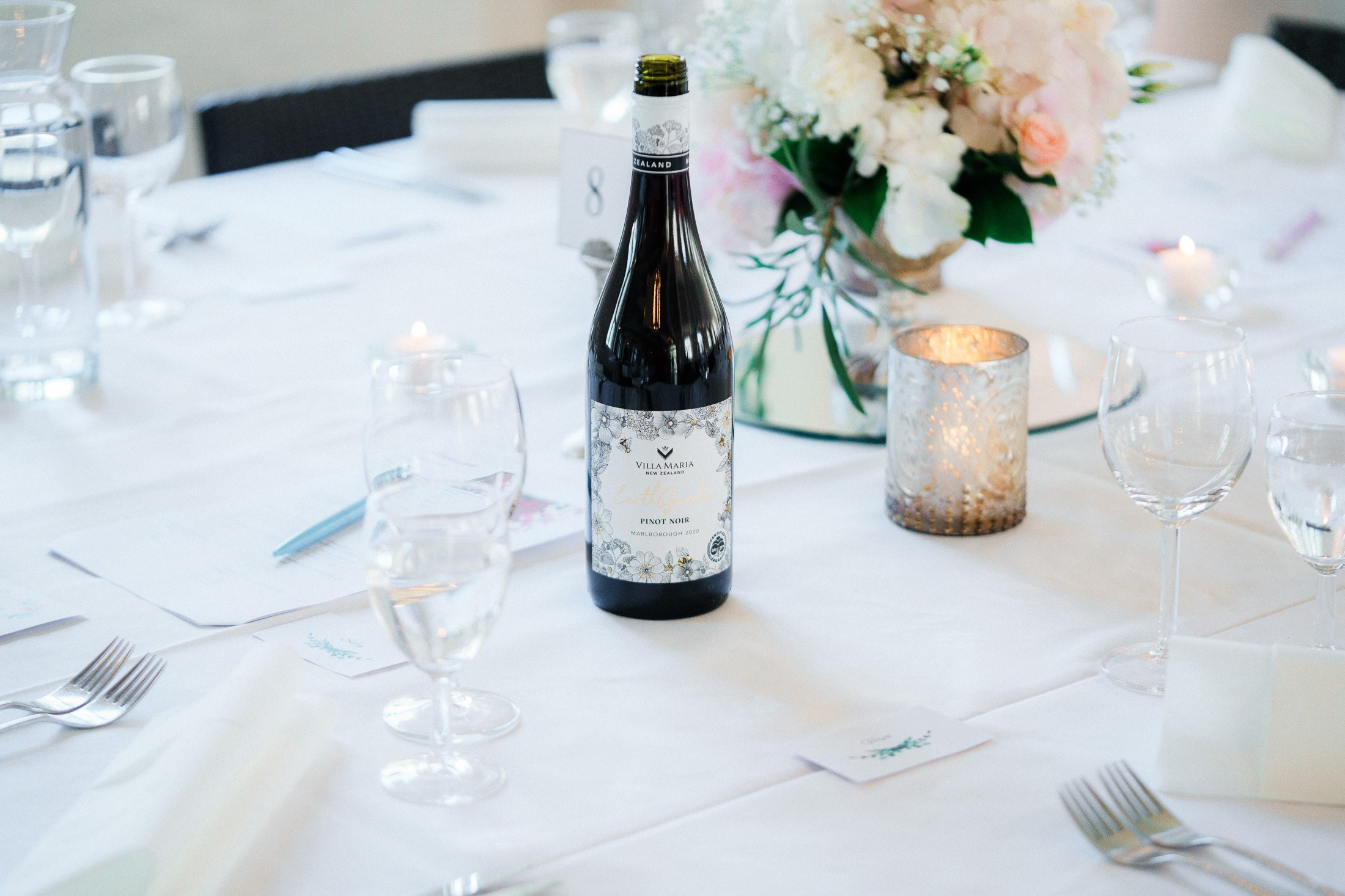 L&J, Pyhän Laurin kirkko/wanha Bäckby