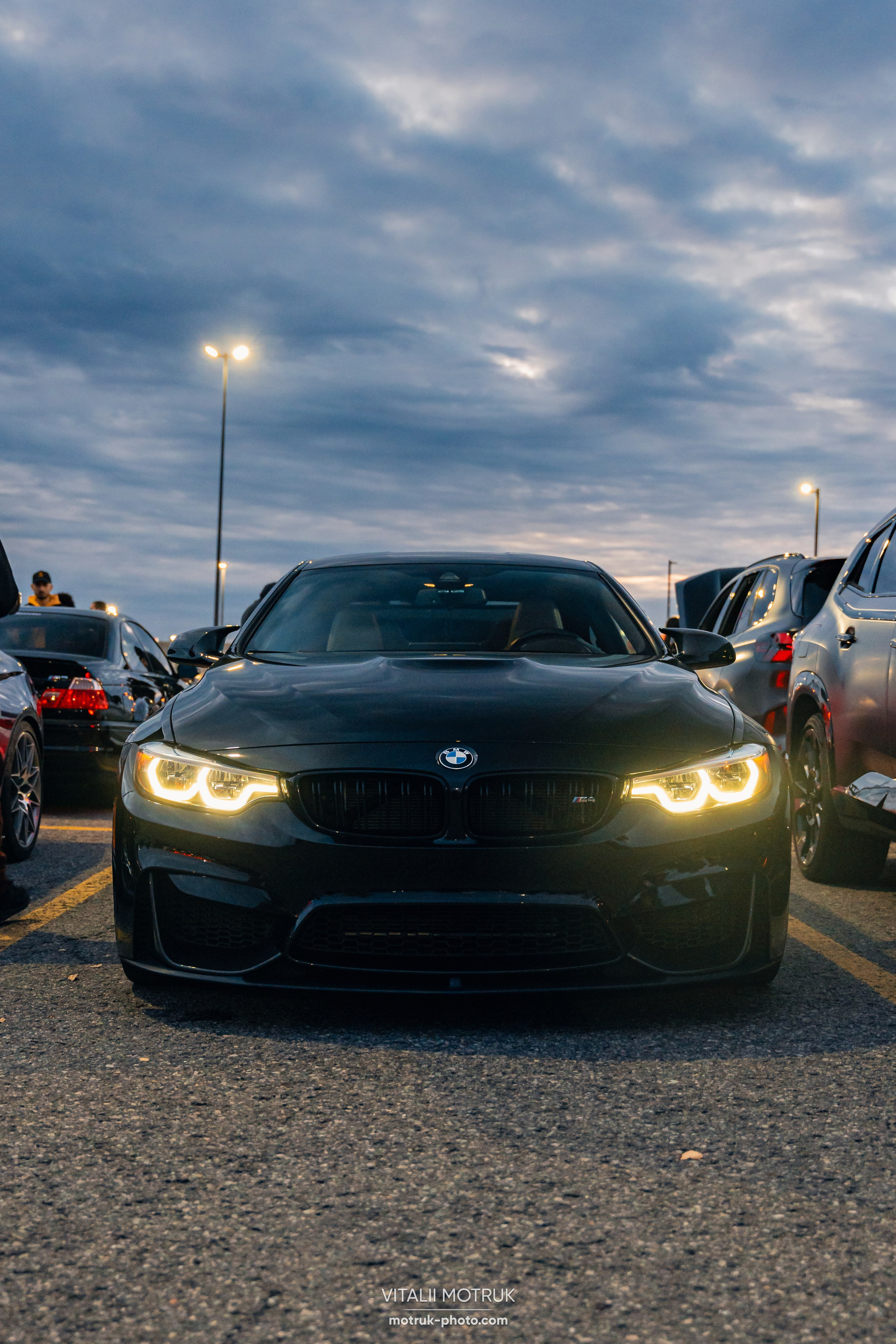 Car meet: 514 bimmers. Photographe de voitures à Paris — Vitalii Motruk