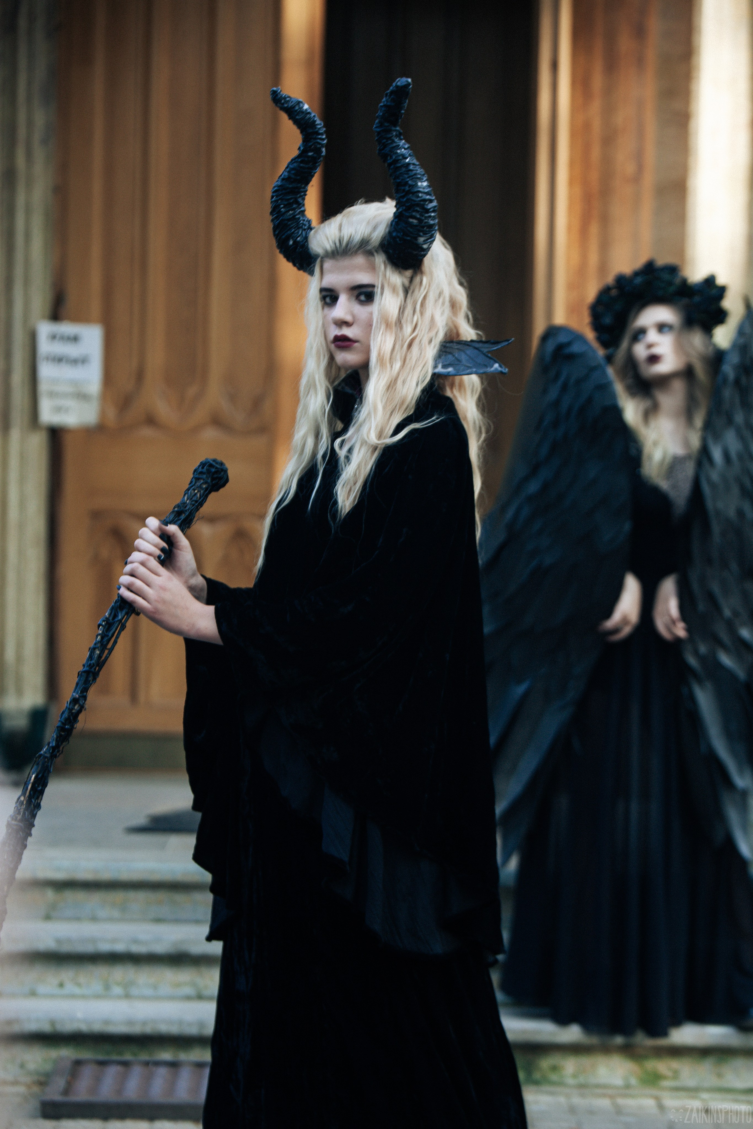 The Dark Autumn. Main