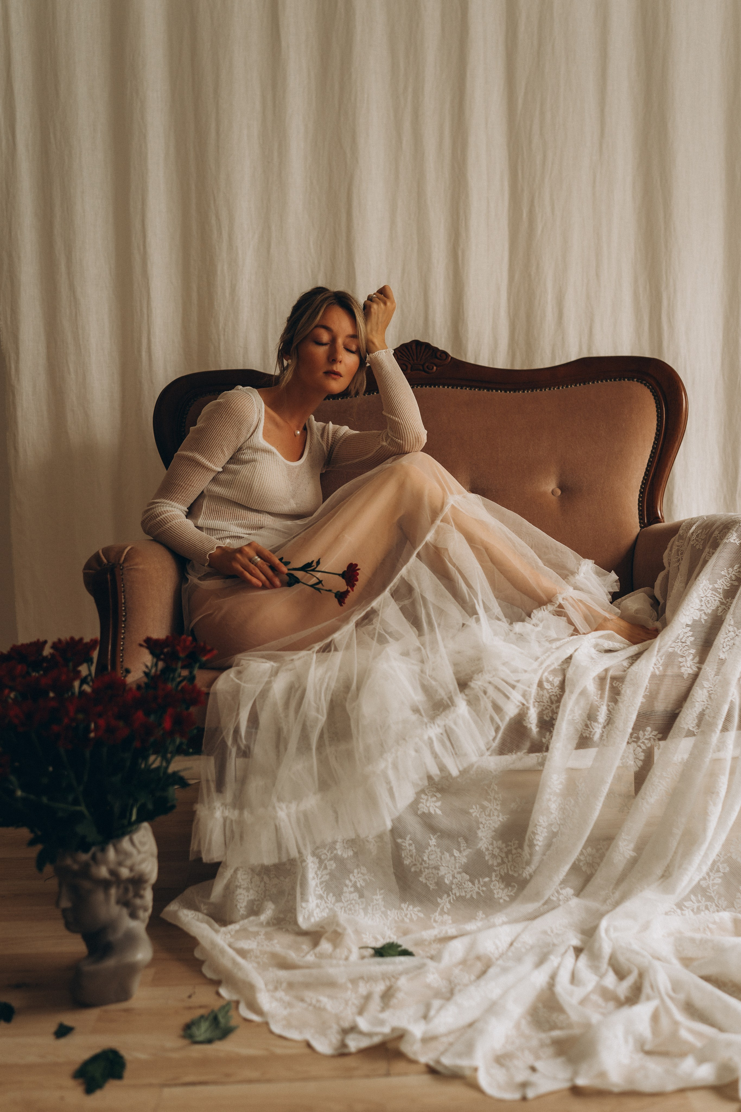 Olga. Wedding and portrait photographer in Helsinki Vickan O