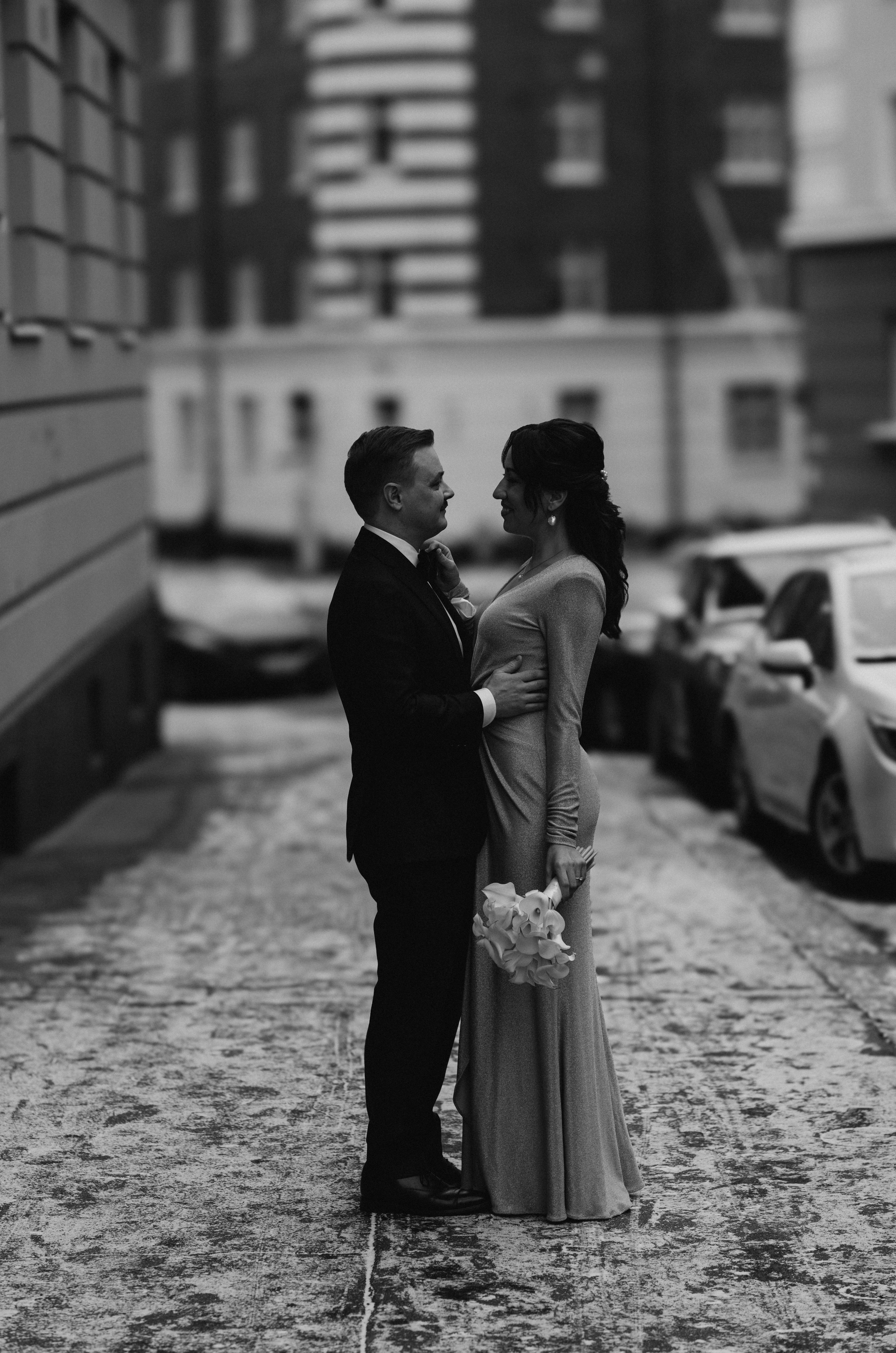 Wedding, city wedding, couple, lovestory, potrait. Wedding and portrait photographer in Helsinki Vickan O