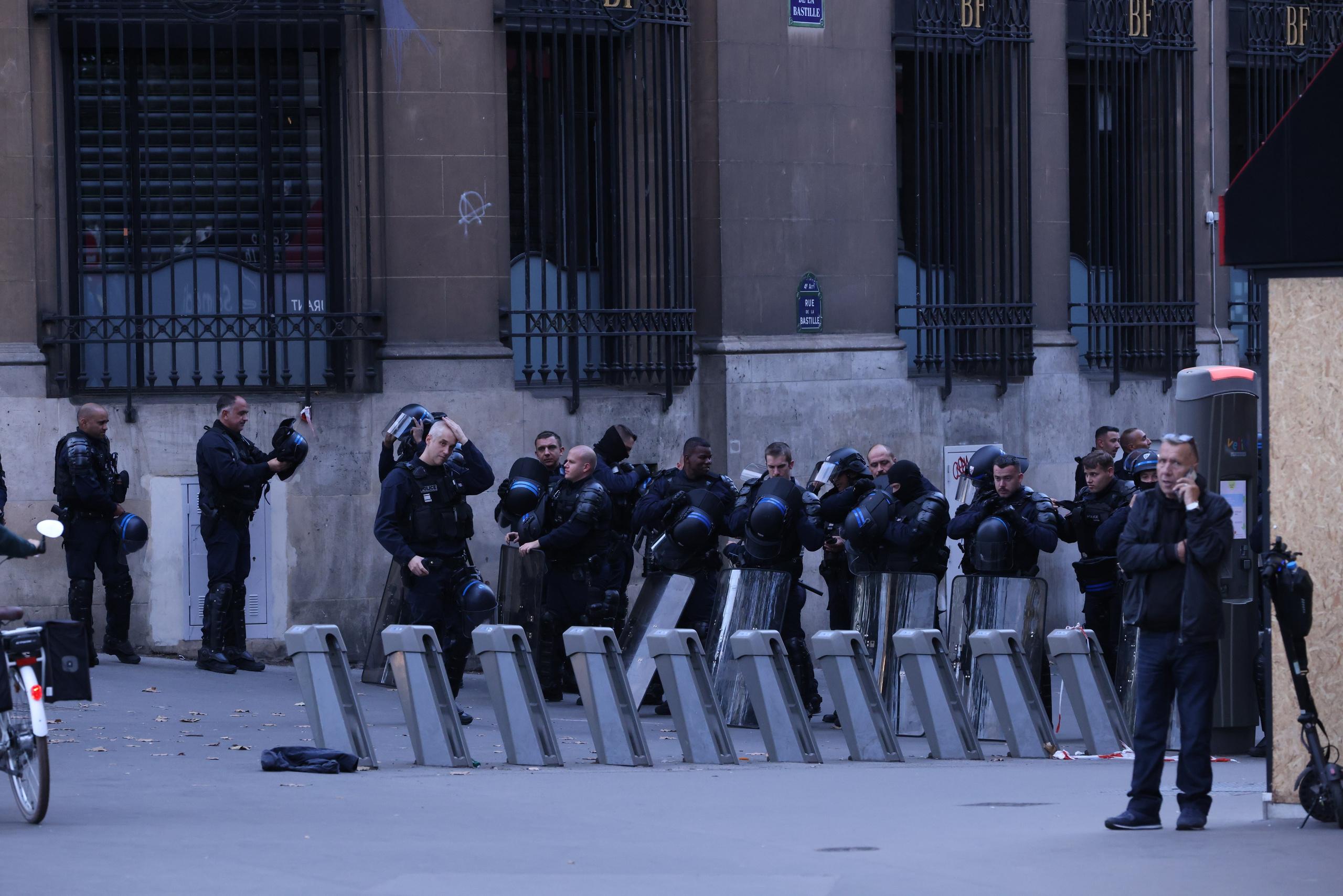 CRS octobre. Natalia Bogdanovska. Films et photographie corporate en France