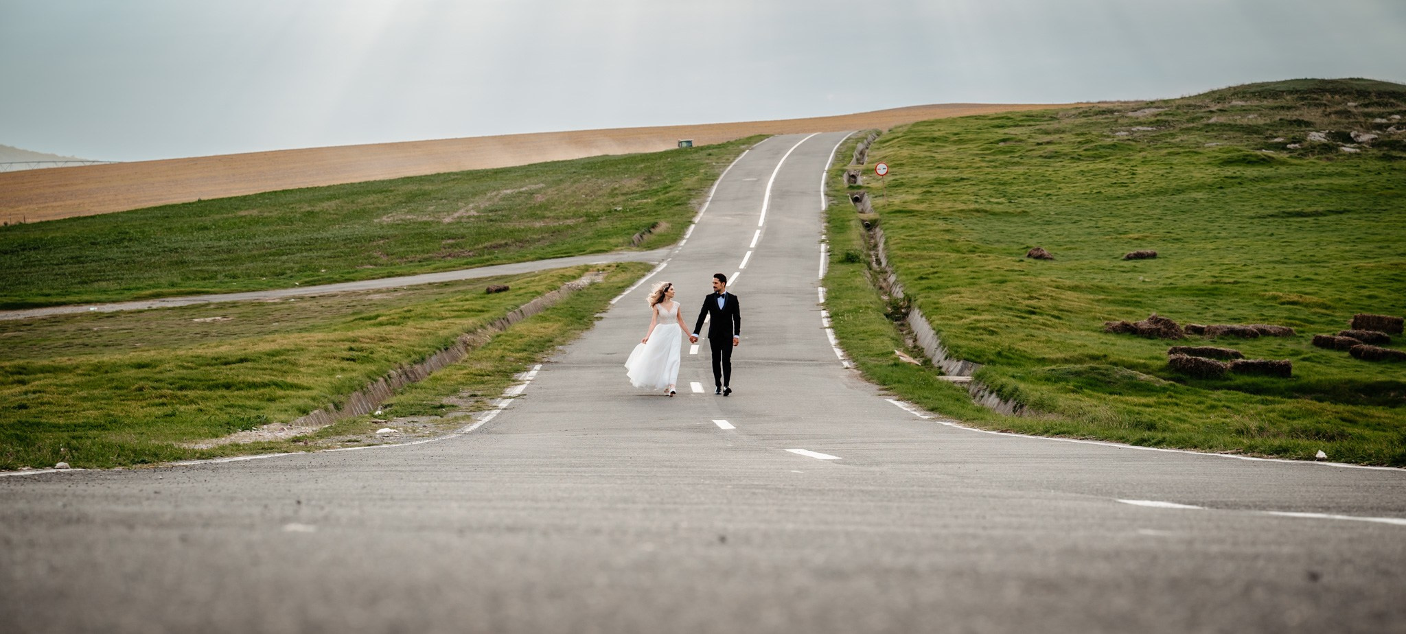 Alexandra & Robert. Www.besttalesstudio.com