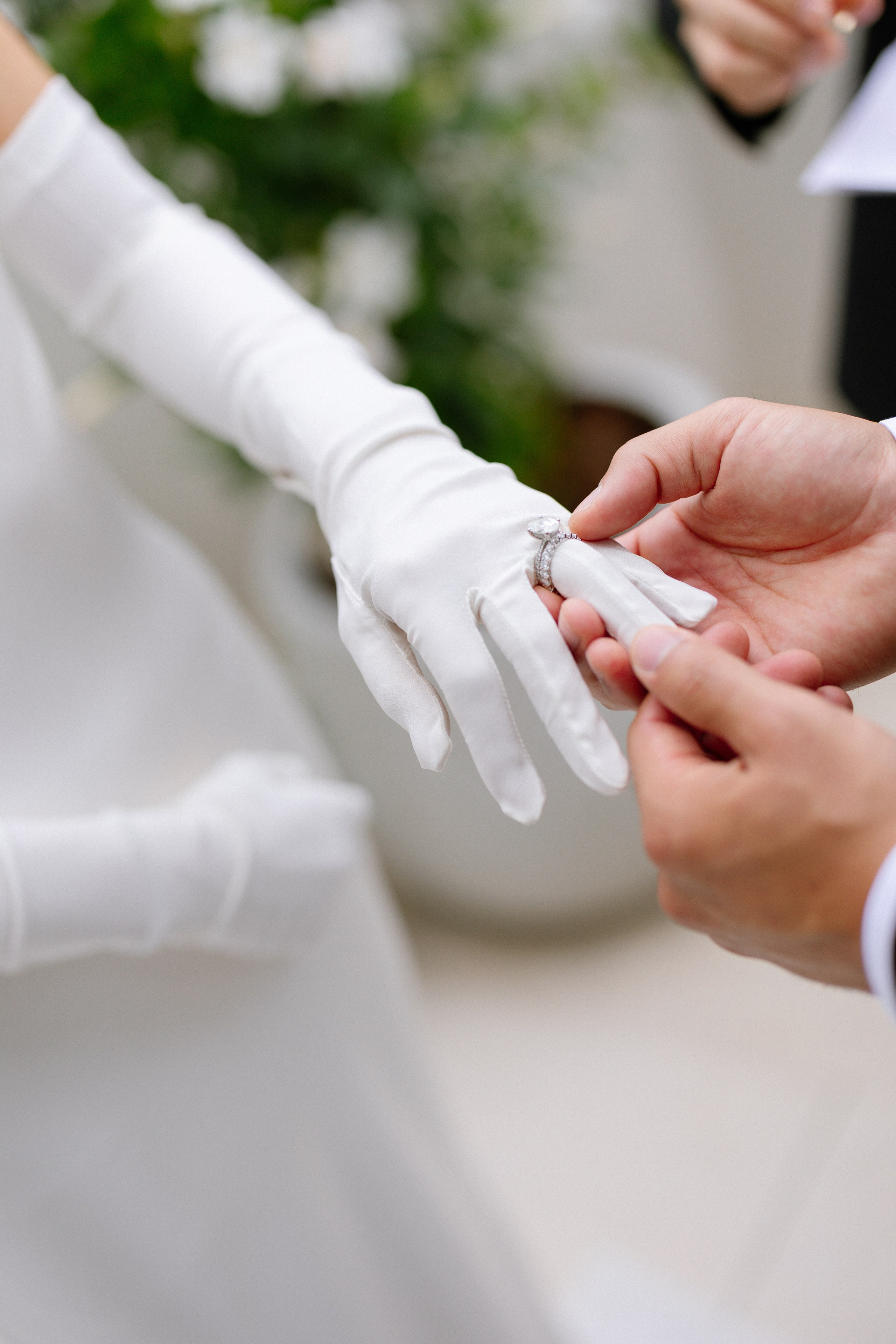 Intimate wedding at Parkhotel Vitznau on Lake Lucerne. Wedding and Family Photographer Switzerland and Italy. Valeria Diaz