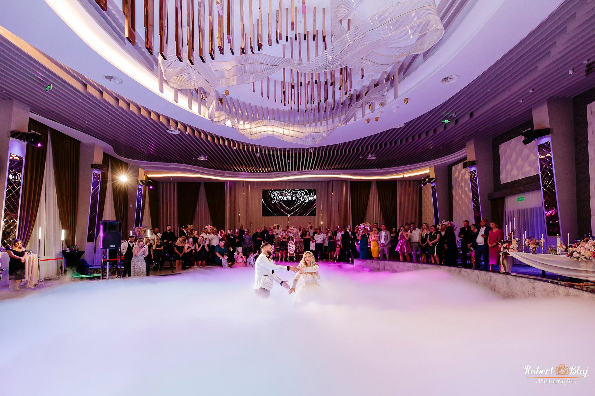 Roxana & Bogdan. Robert Blaj - Fotograf Nuntă Iași