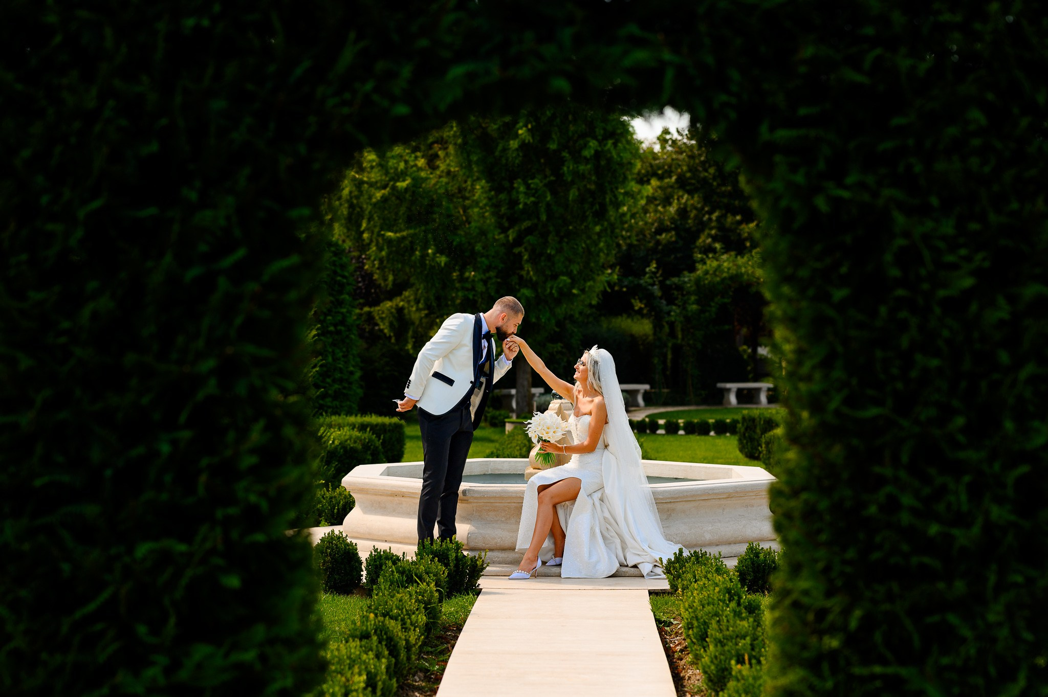 Corina & Paul. Mugurel Olteanu Fotograf