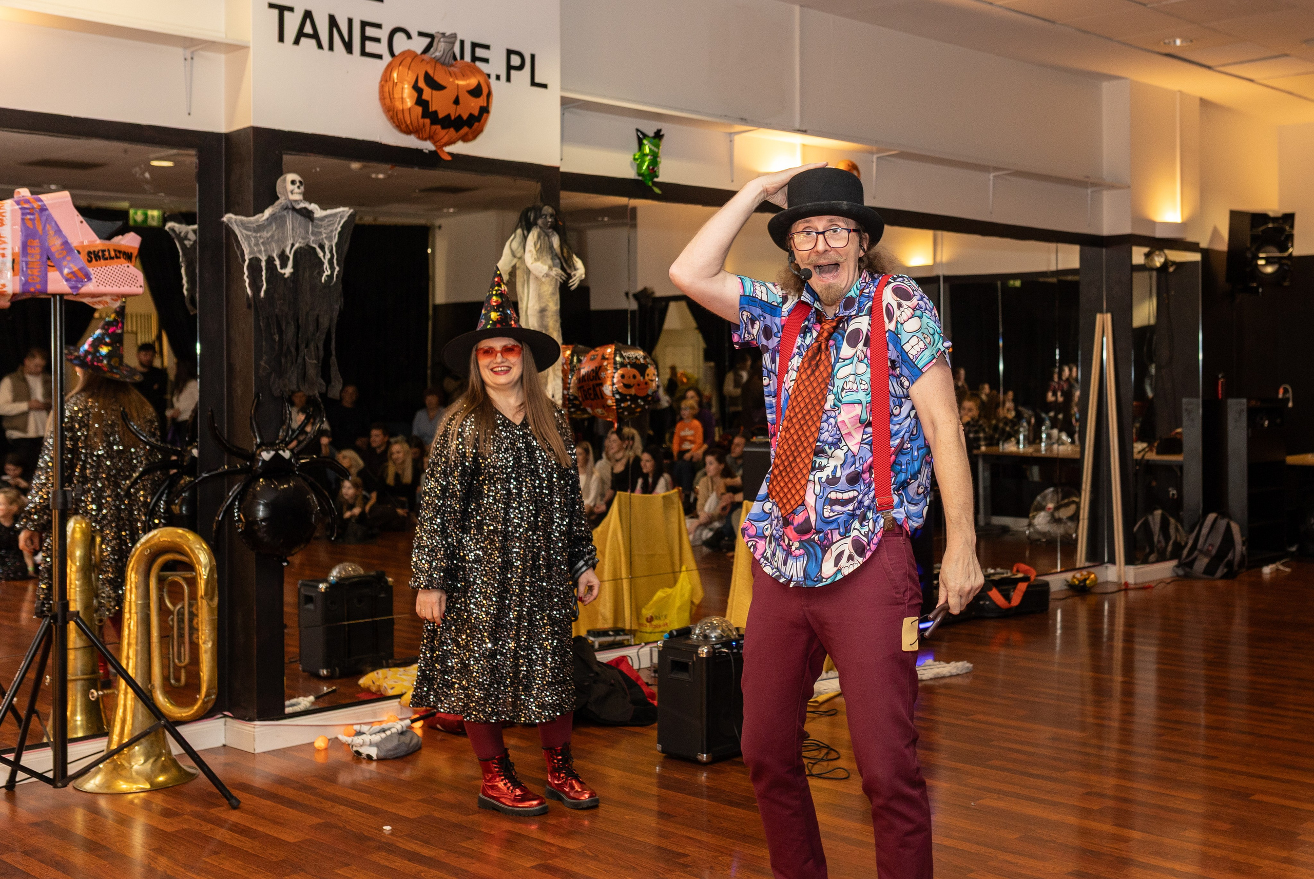 Leo dance studio Helloween 2025. Семейный и детский фотограф в Варшаве Мила Бобровская