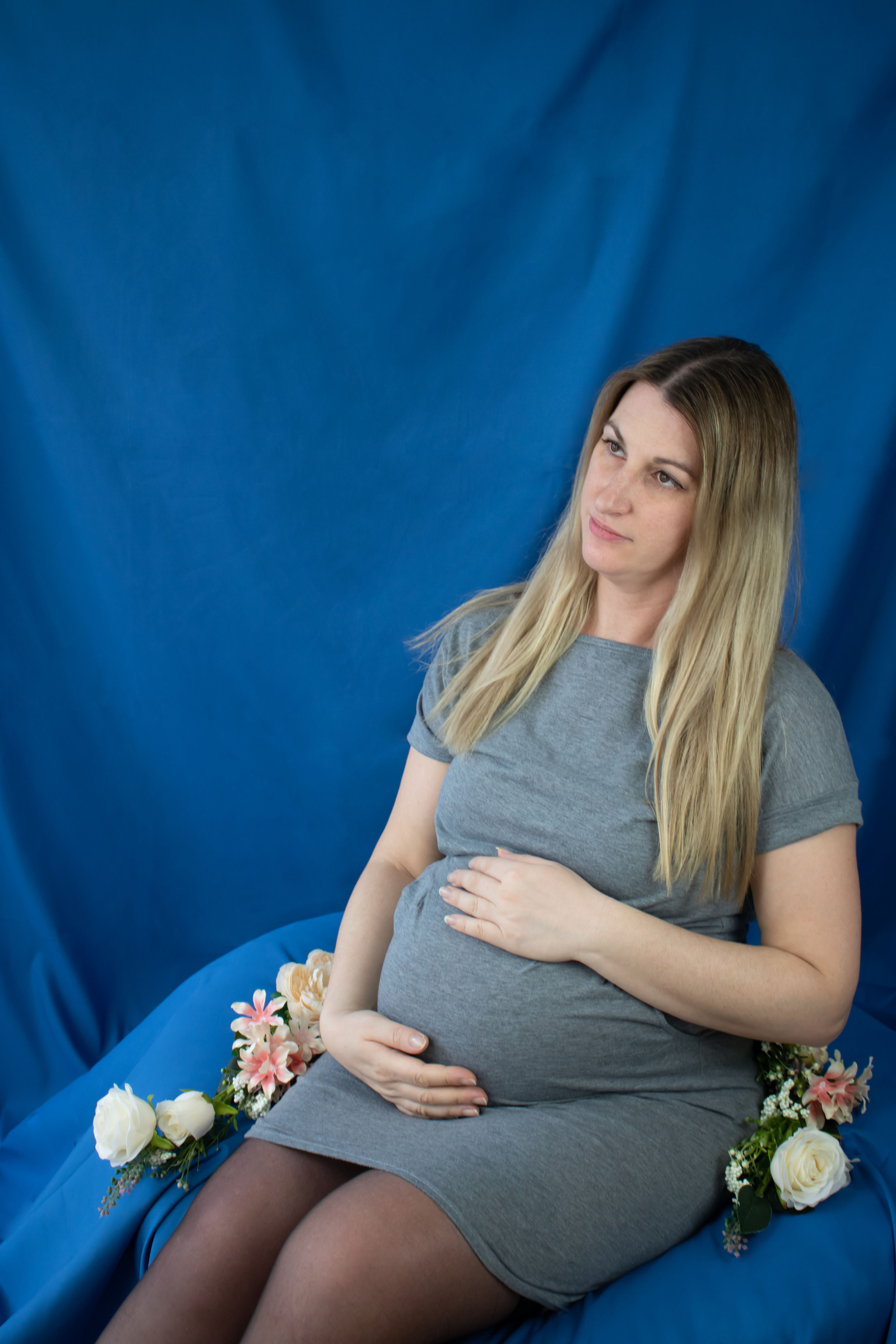 MATERNITY. Family and children photographer from Manchester, country England