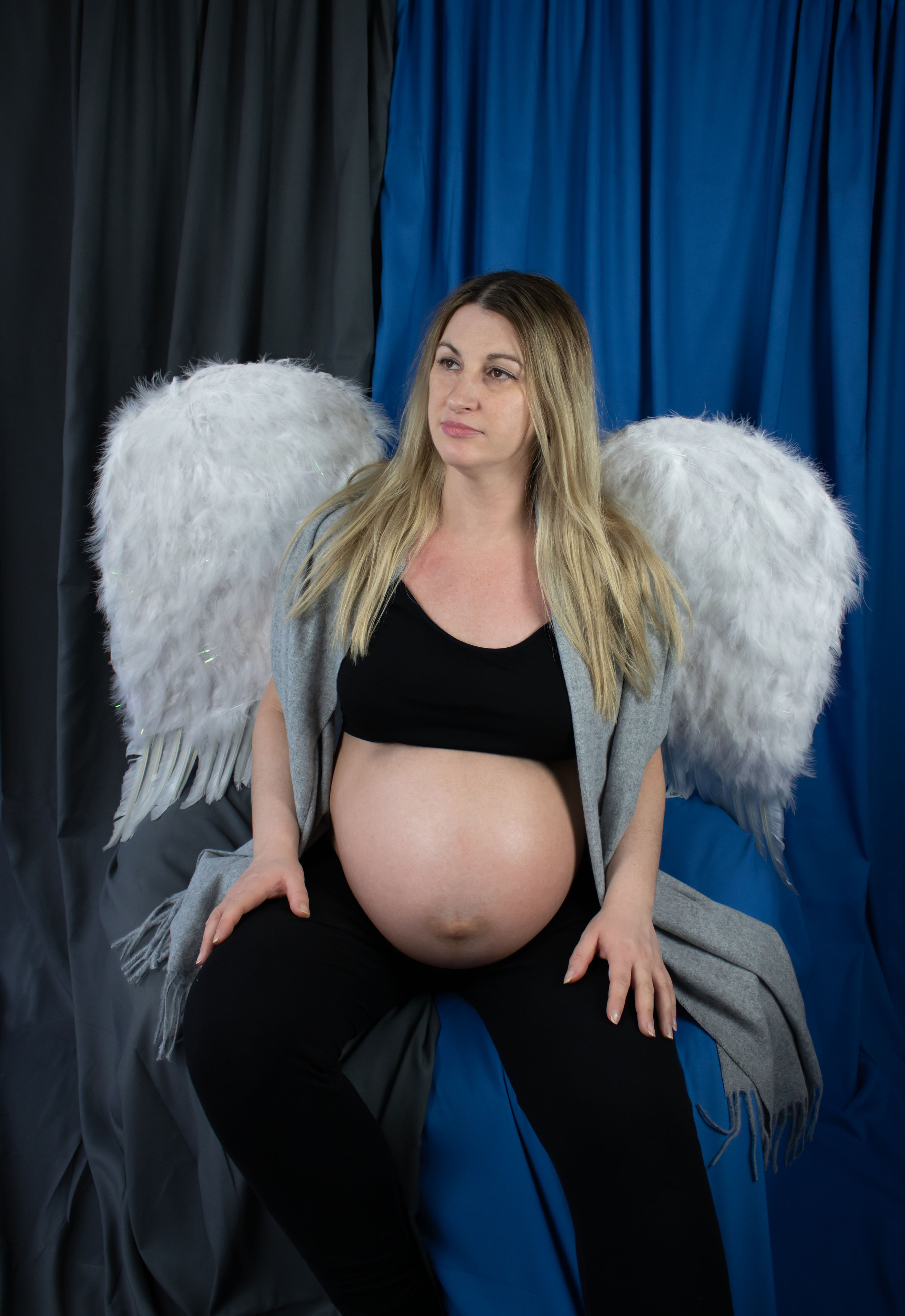 MATERNITY. Family and children photographer from Manchester, country England