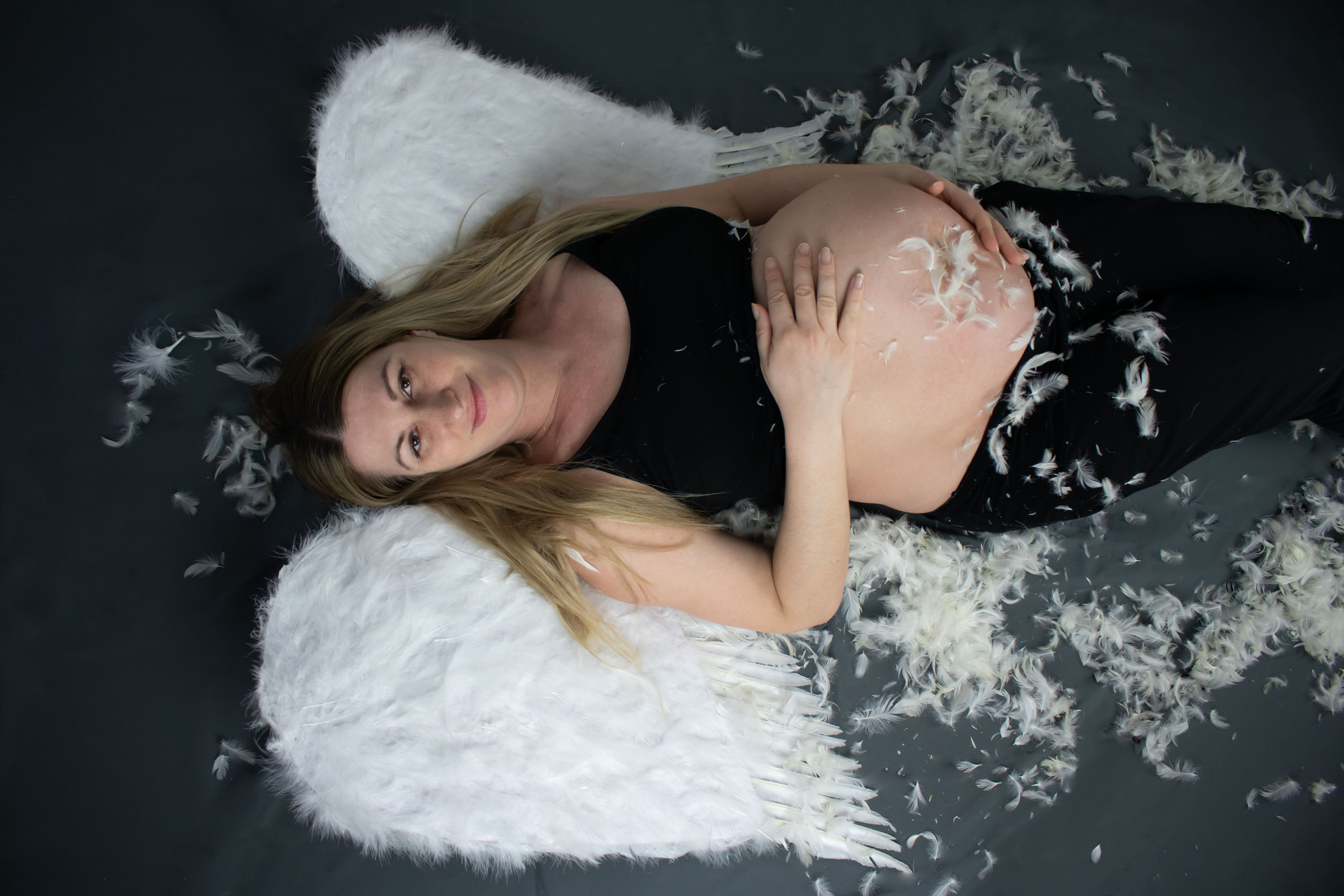 MATERNITY. Family and children photographer from Manchester, country England