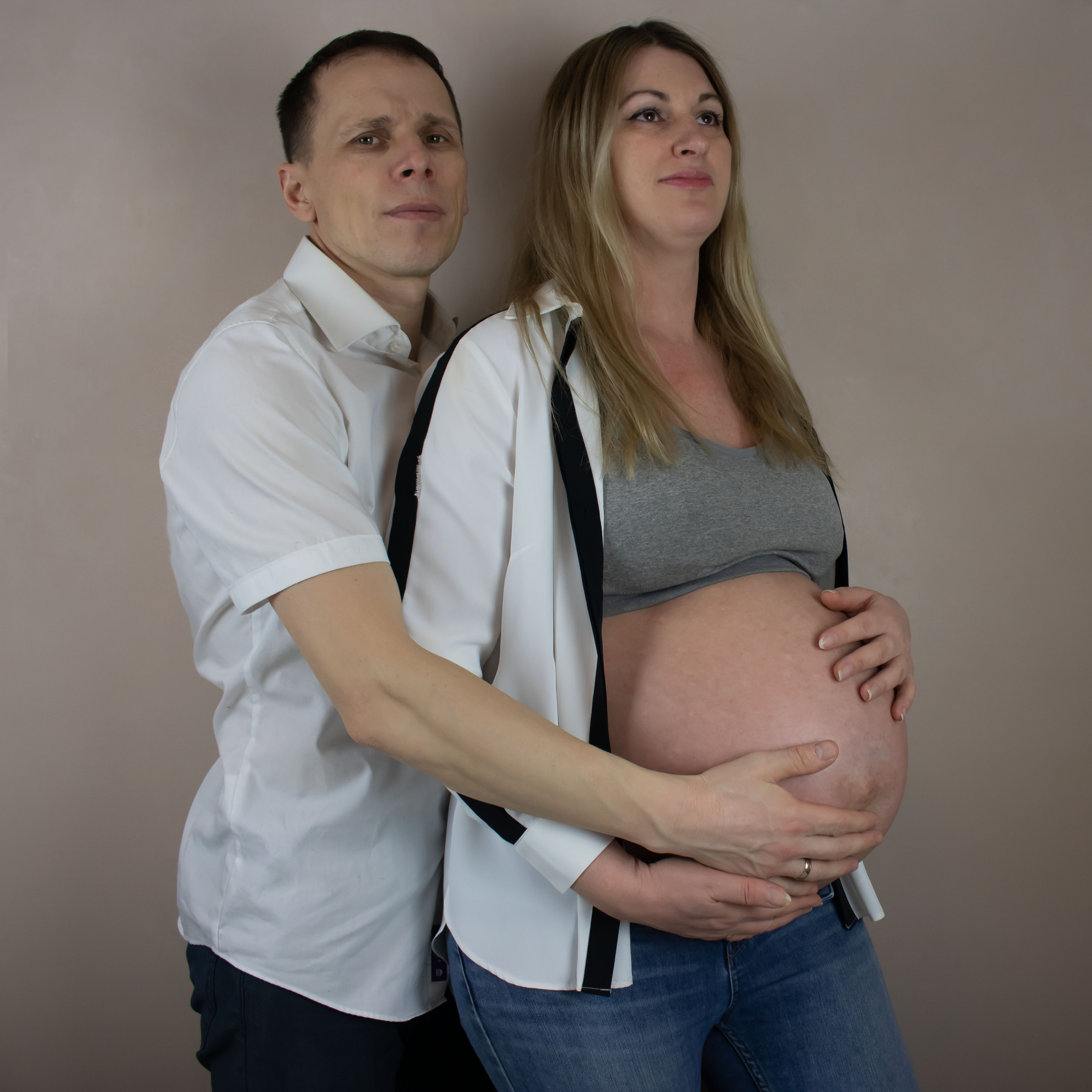 MATERNITY. Family and children photographer from Manchester, country England