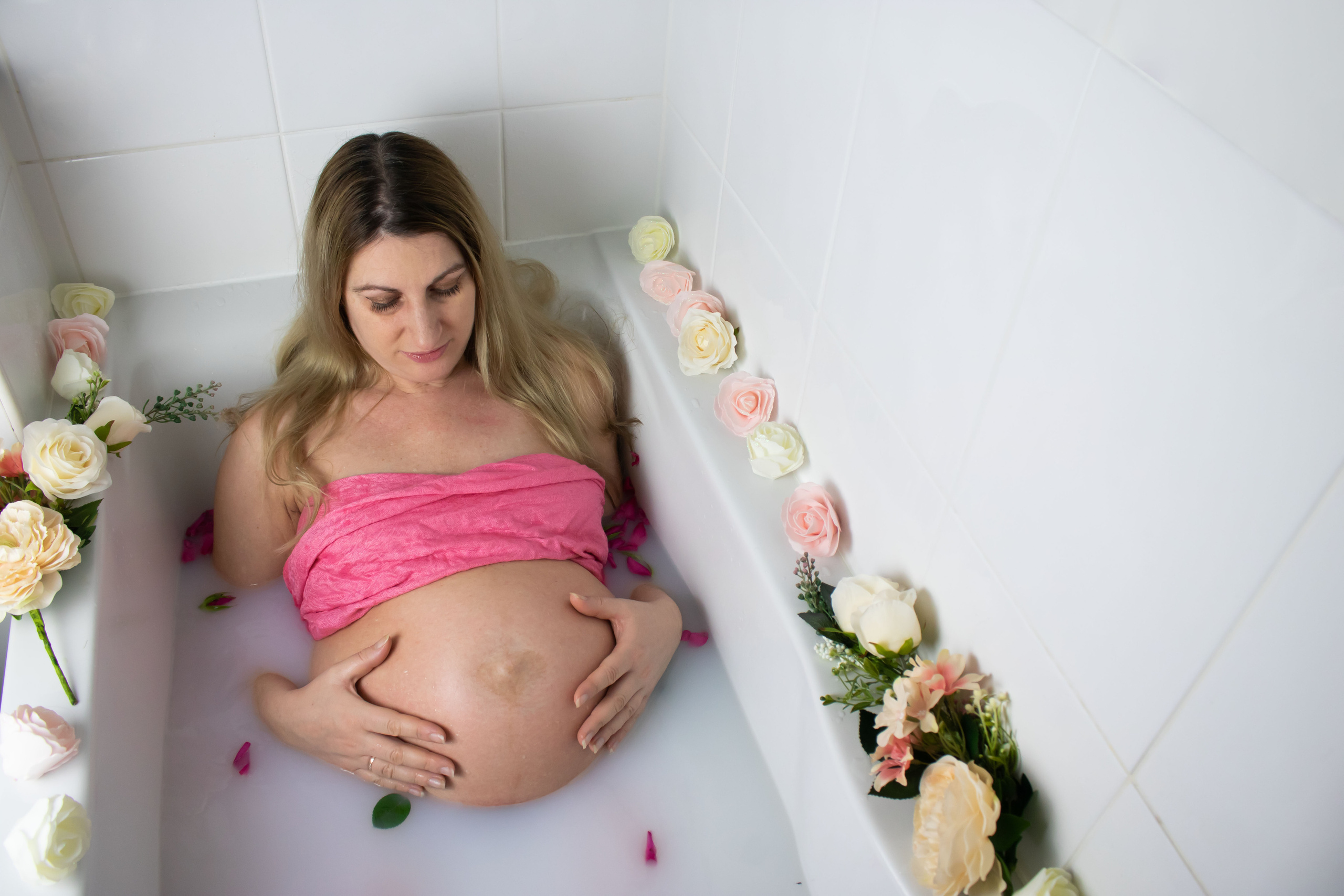 MATERNITY. Family and children photographer from Manchester, country England