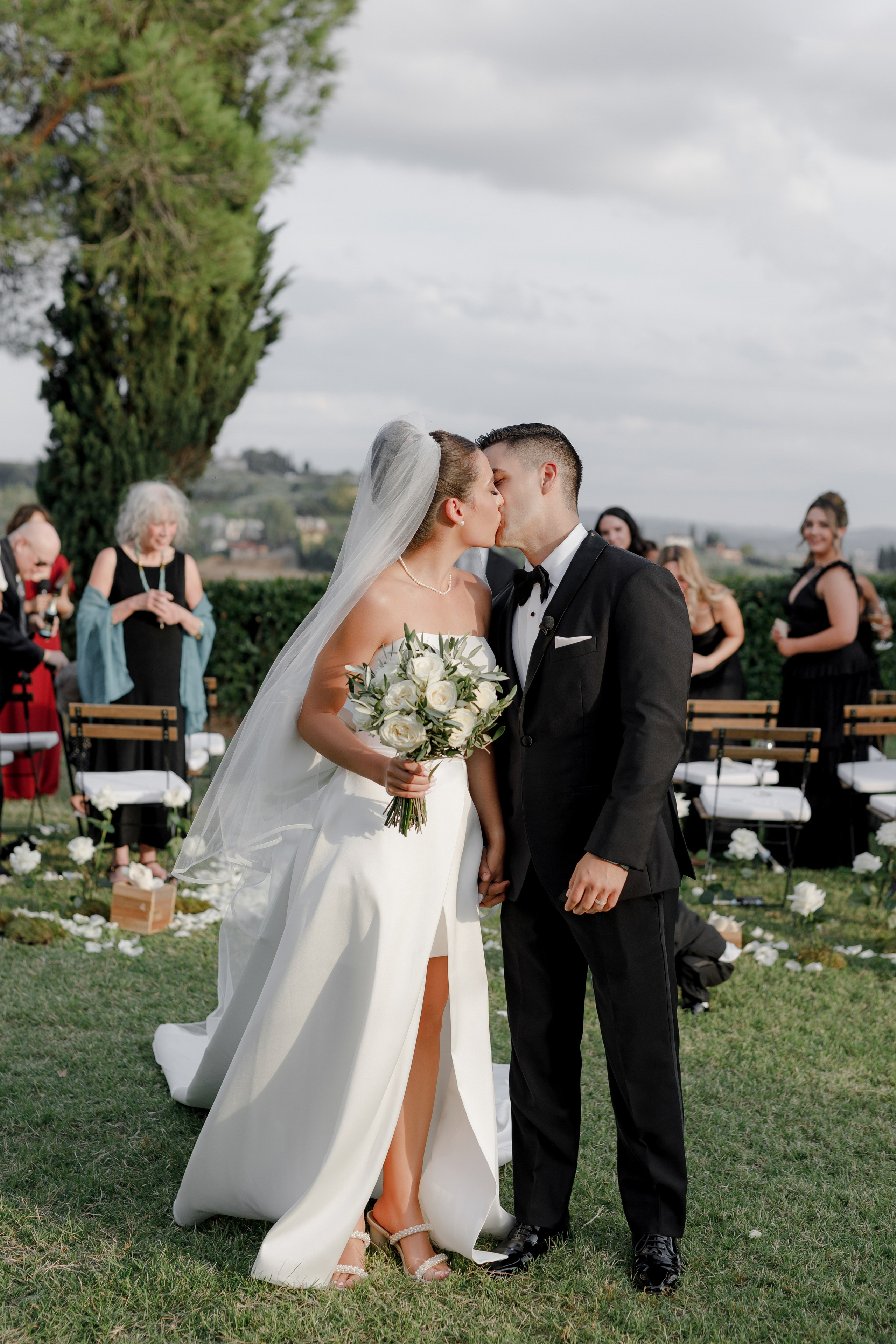 Dom&Ally. Wedding photographer Italy