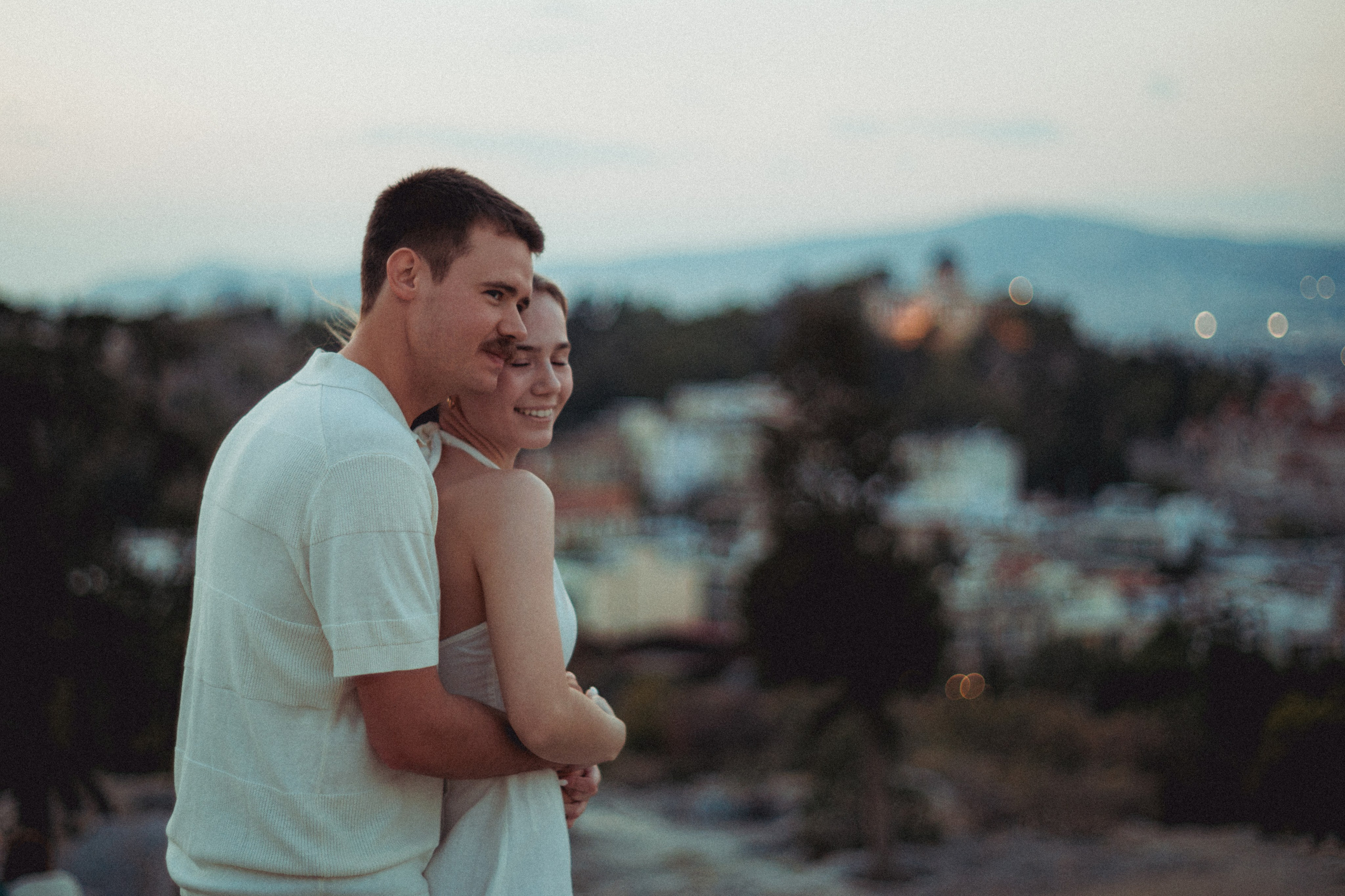 Larissa and Brandon. Photographer in Greece Kristina