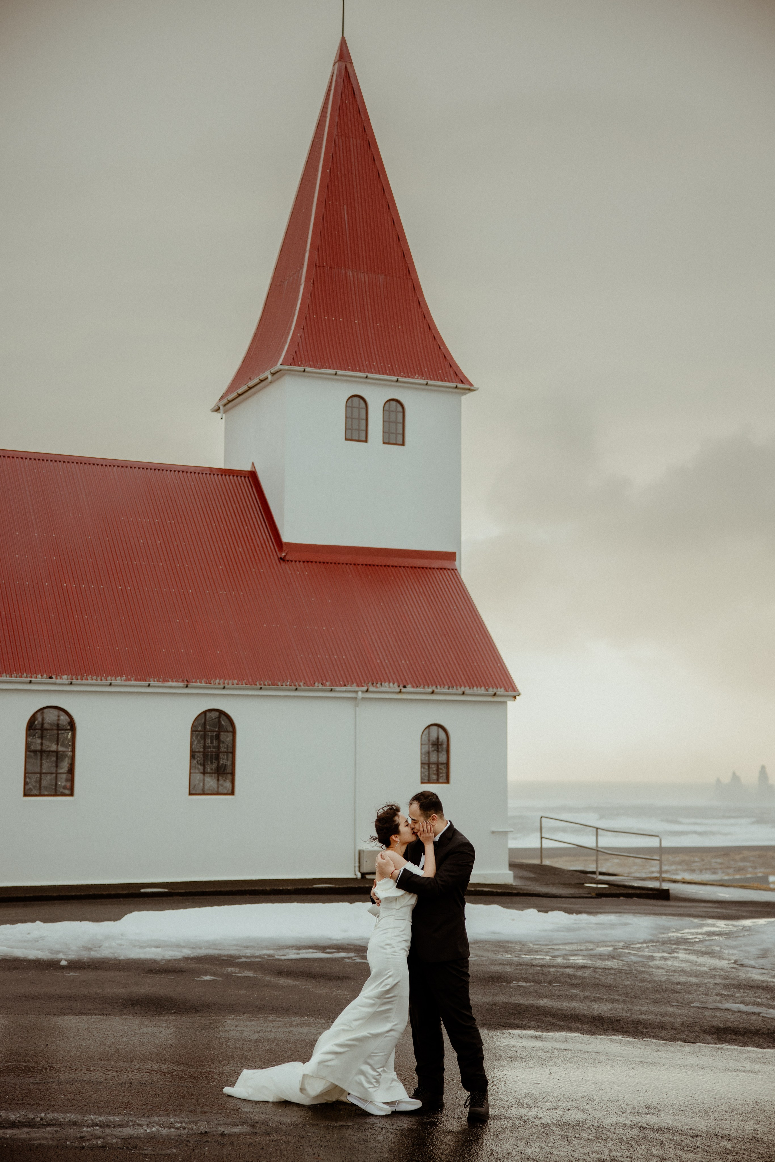 Zhou+Nan | 2 days elopement in Iceland. Iceland elopement photo and video | Nikolaichik Photo