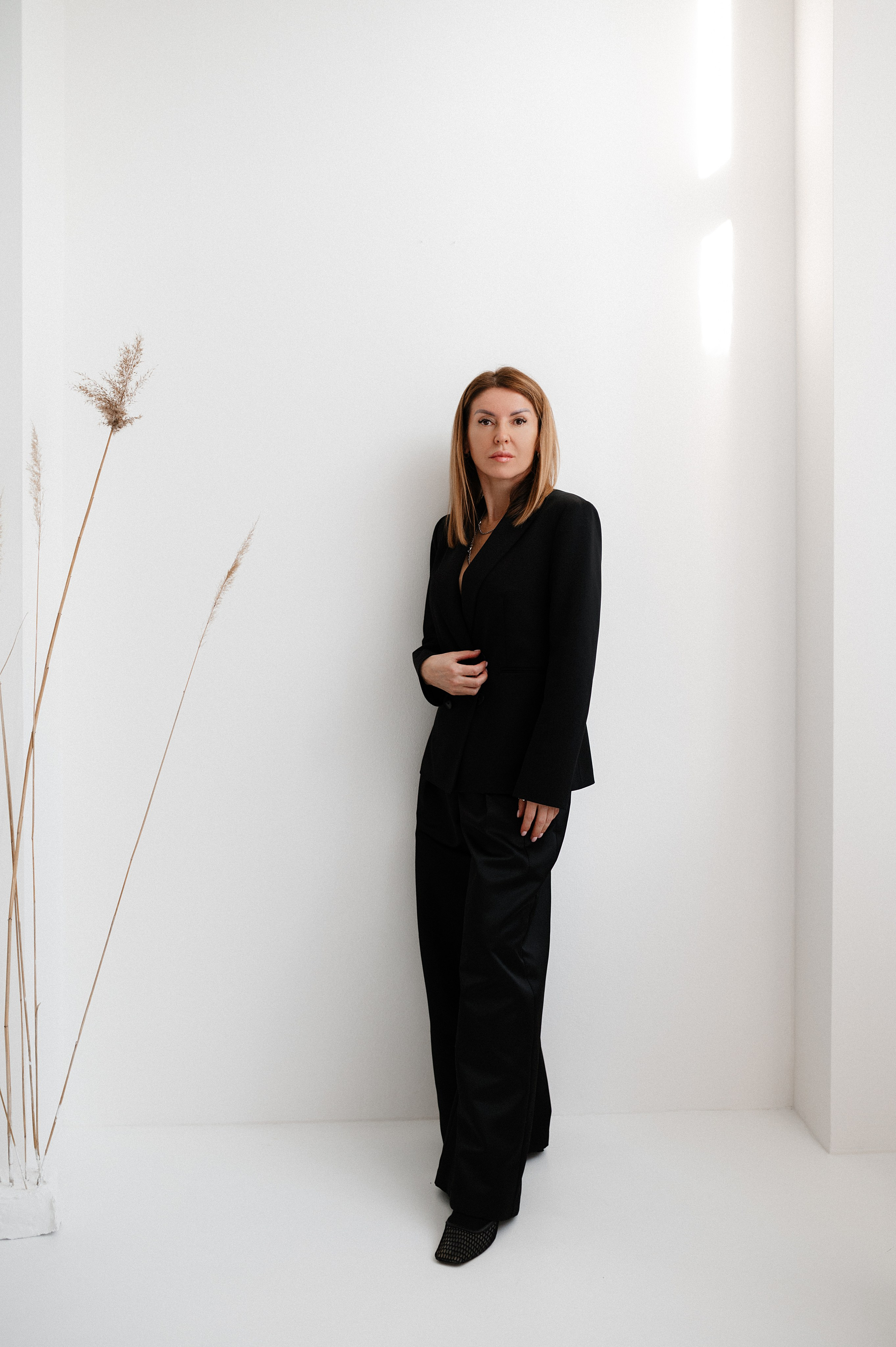 Beauty by Vovk cosmetologist in Prague. ANNA-MARIA PHOTO CONTENT CREATOR — fotograf, estét, umělec a vizuální expert na Instagram v Praze