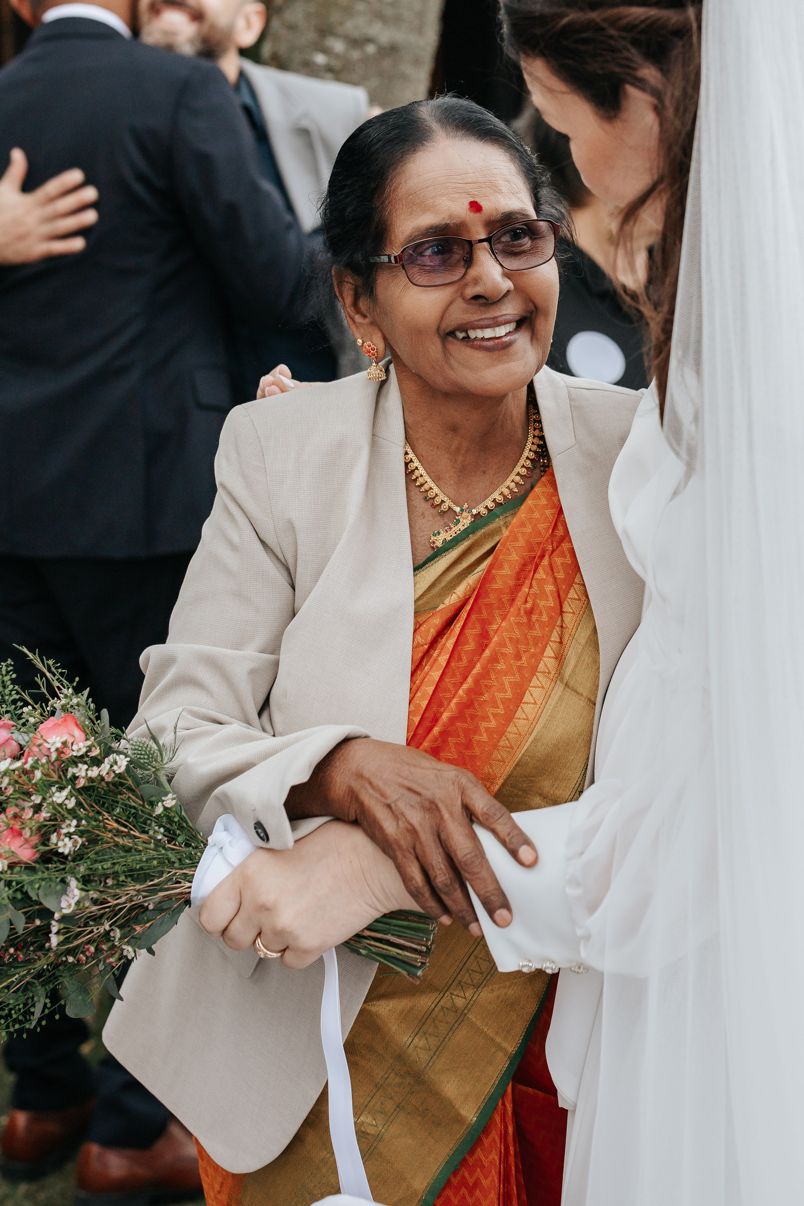 Aurelia+Anand, 02.11.2025, Olot. Fotógrafa de bodas en Cataluña