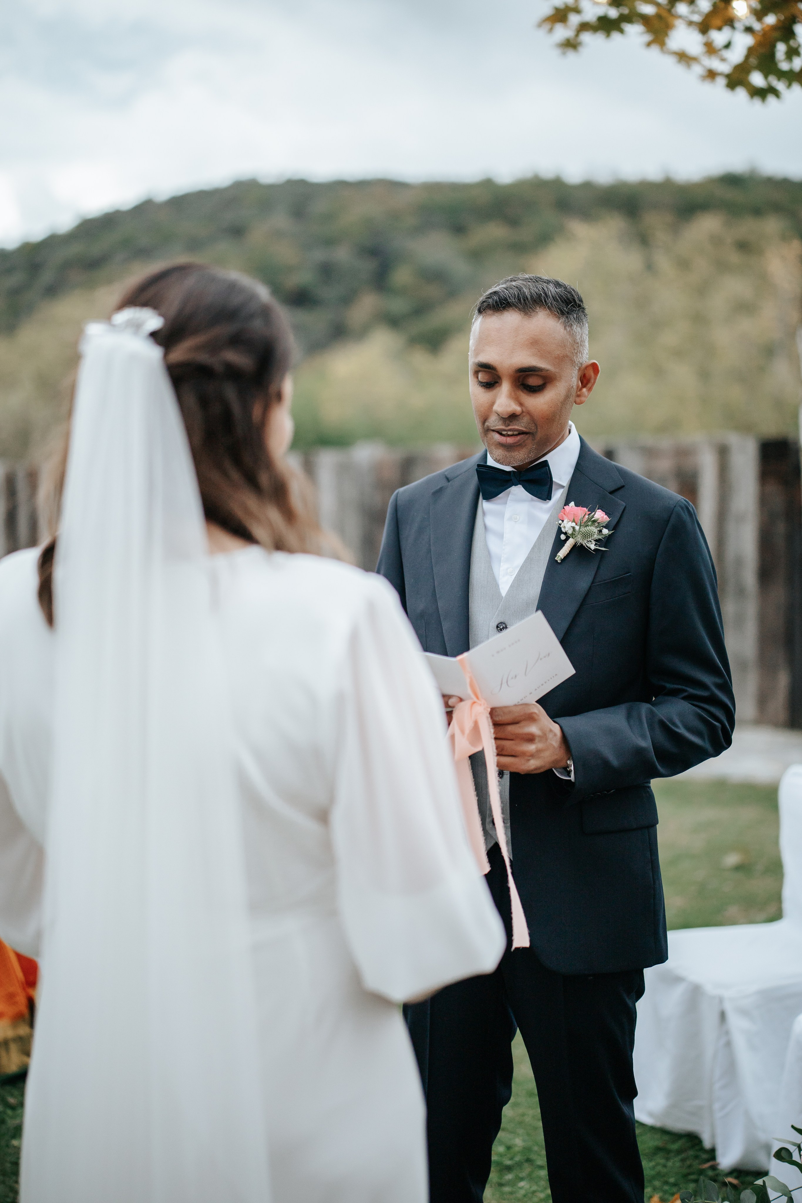 Aurelia+Anand, 02.11.2025, Olot. Fotógrafa de bodas en Cataluña