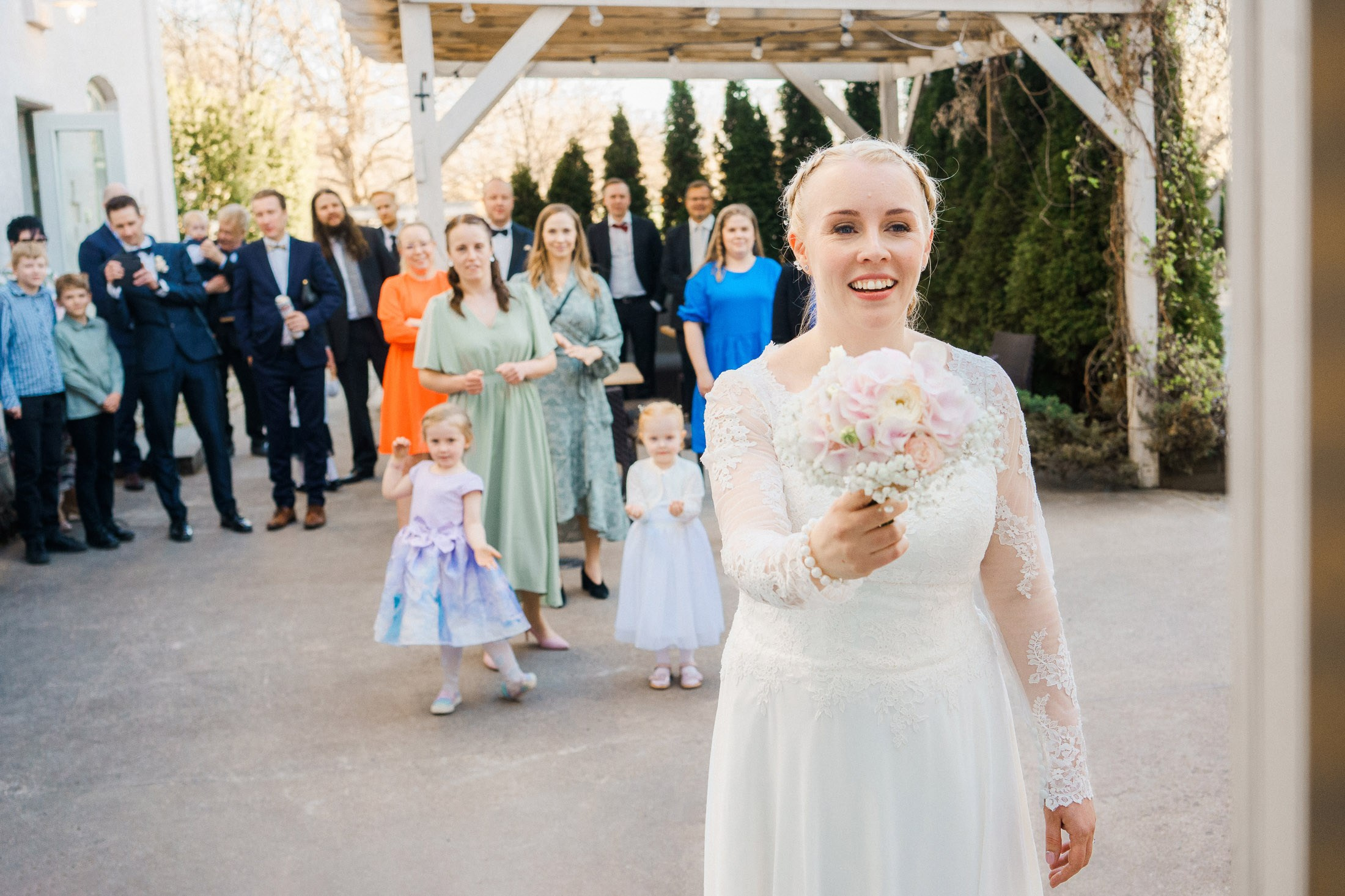 L&J, Pyhän Laurin kirkko/wanha Bäckby