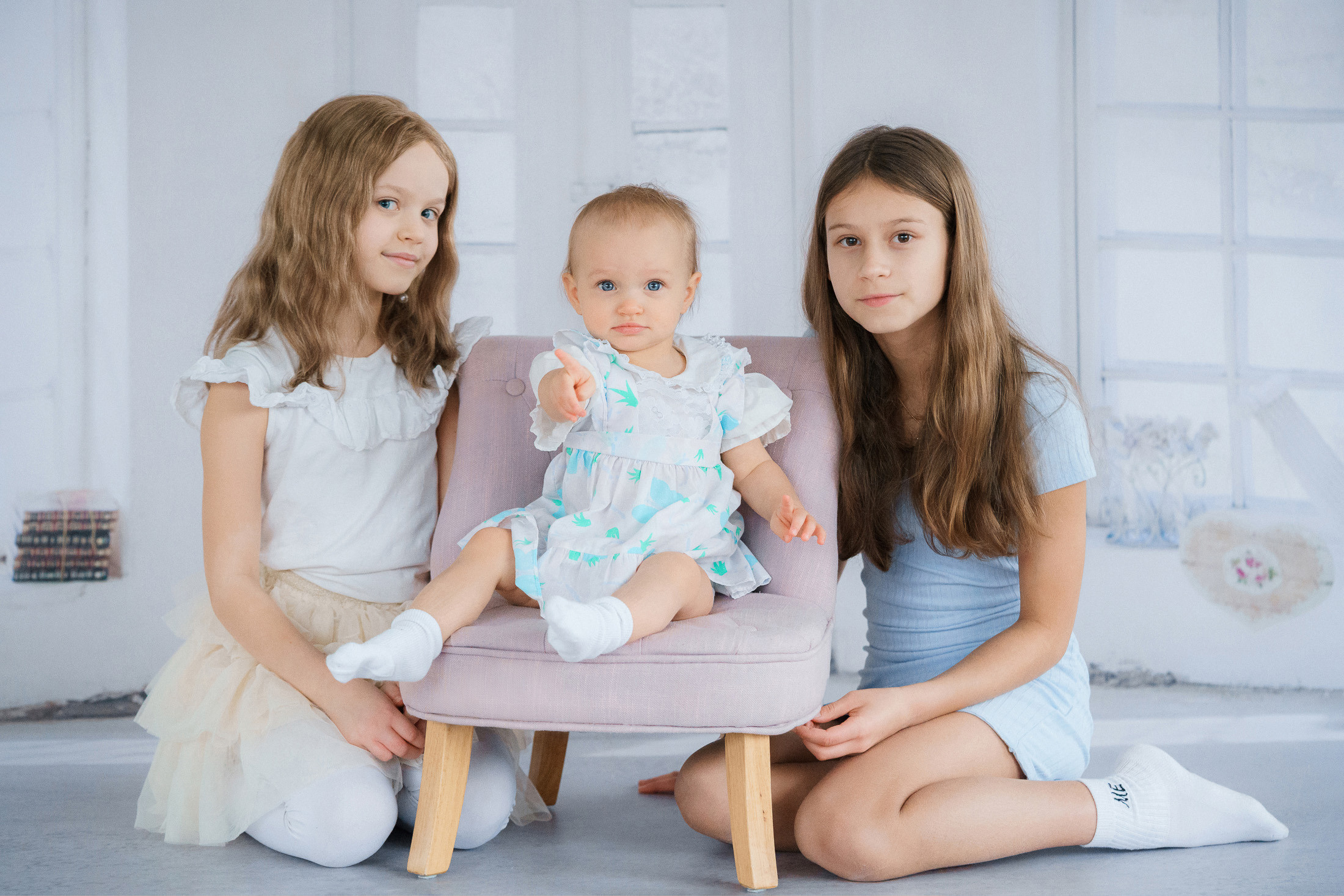 Perhekuvaus miljöössä ja studiossa