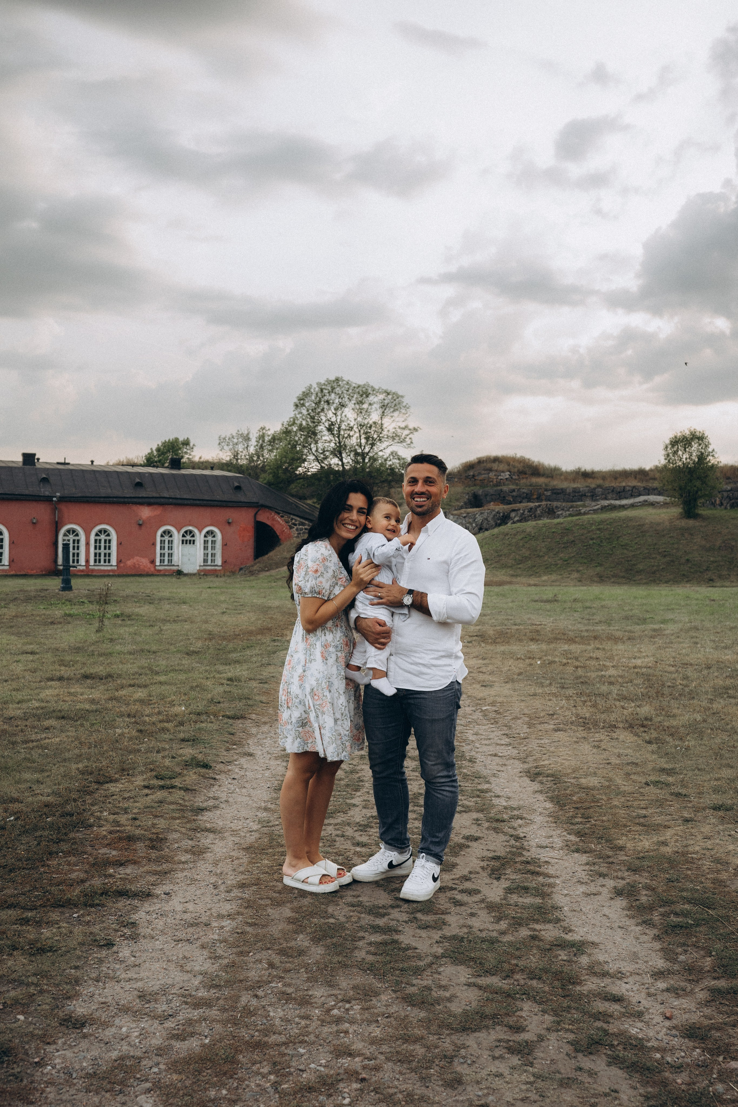 Summer. Wedding and portrait photographer in Helsinki Vickan O