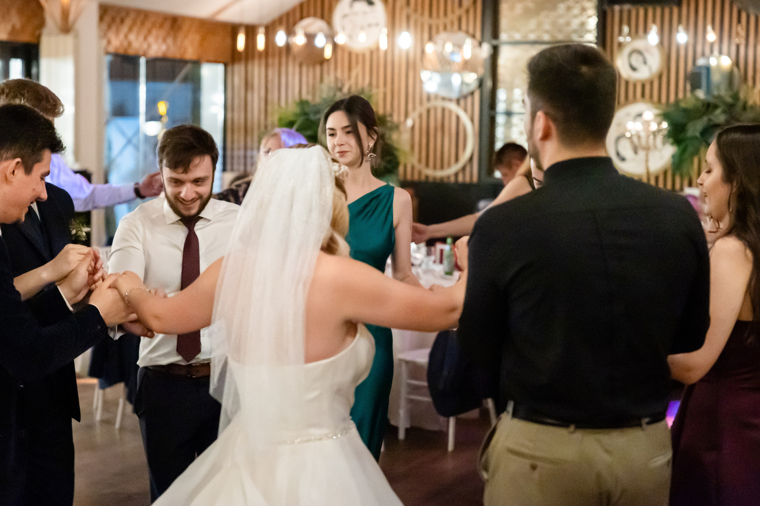 Nunta Velveto Pool. MDimaFotoStudio. Fotograf de nuntă, evenimente private și de familie