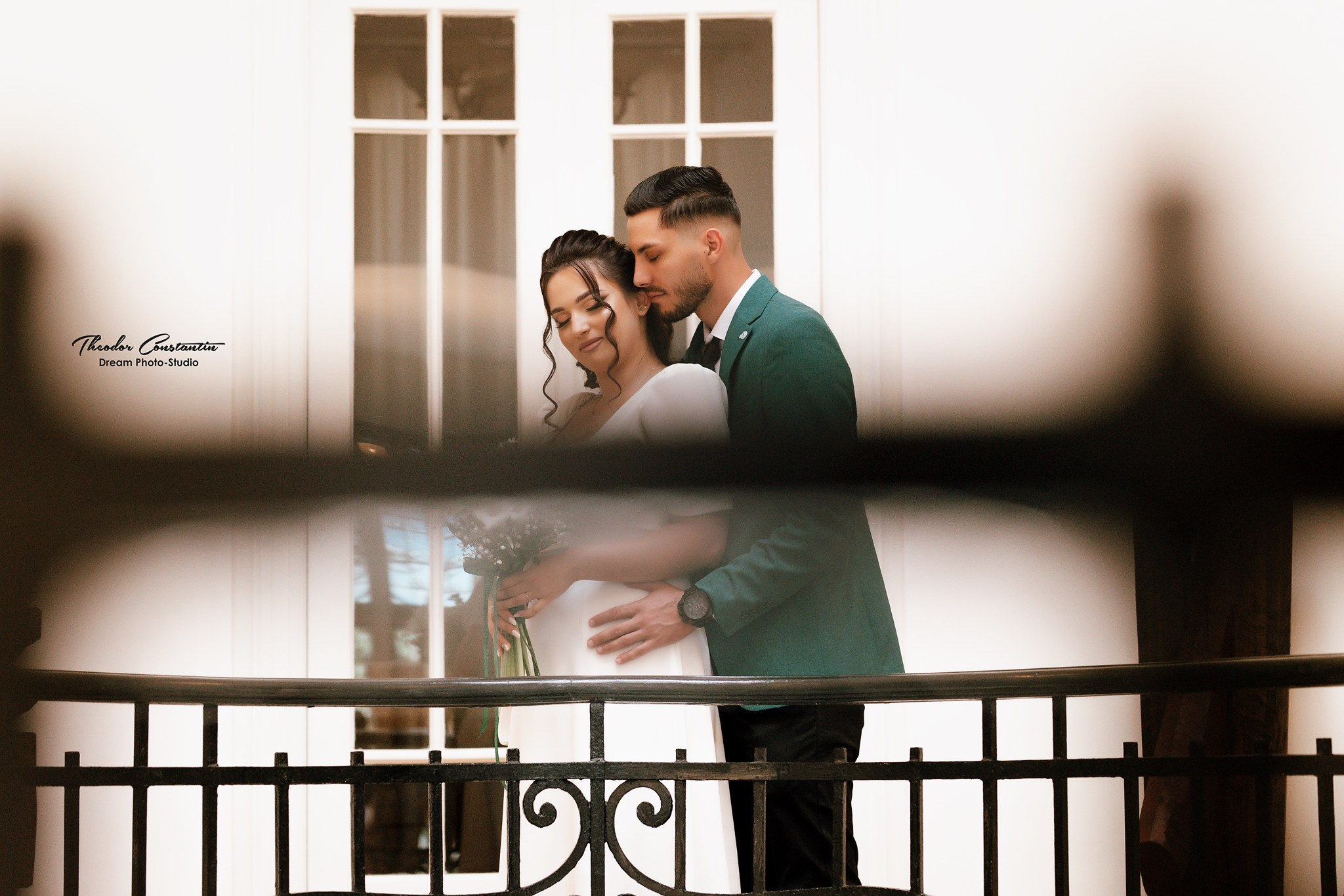 Logodna. Dream Studio Galați – ședințe foto profesionale pentru familie, portrete și evenimente