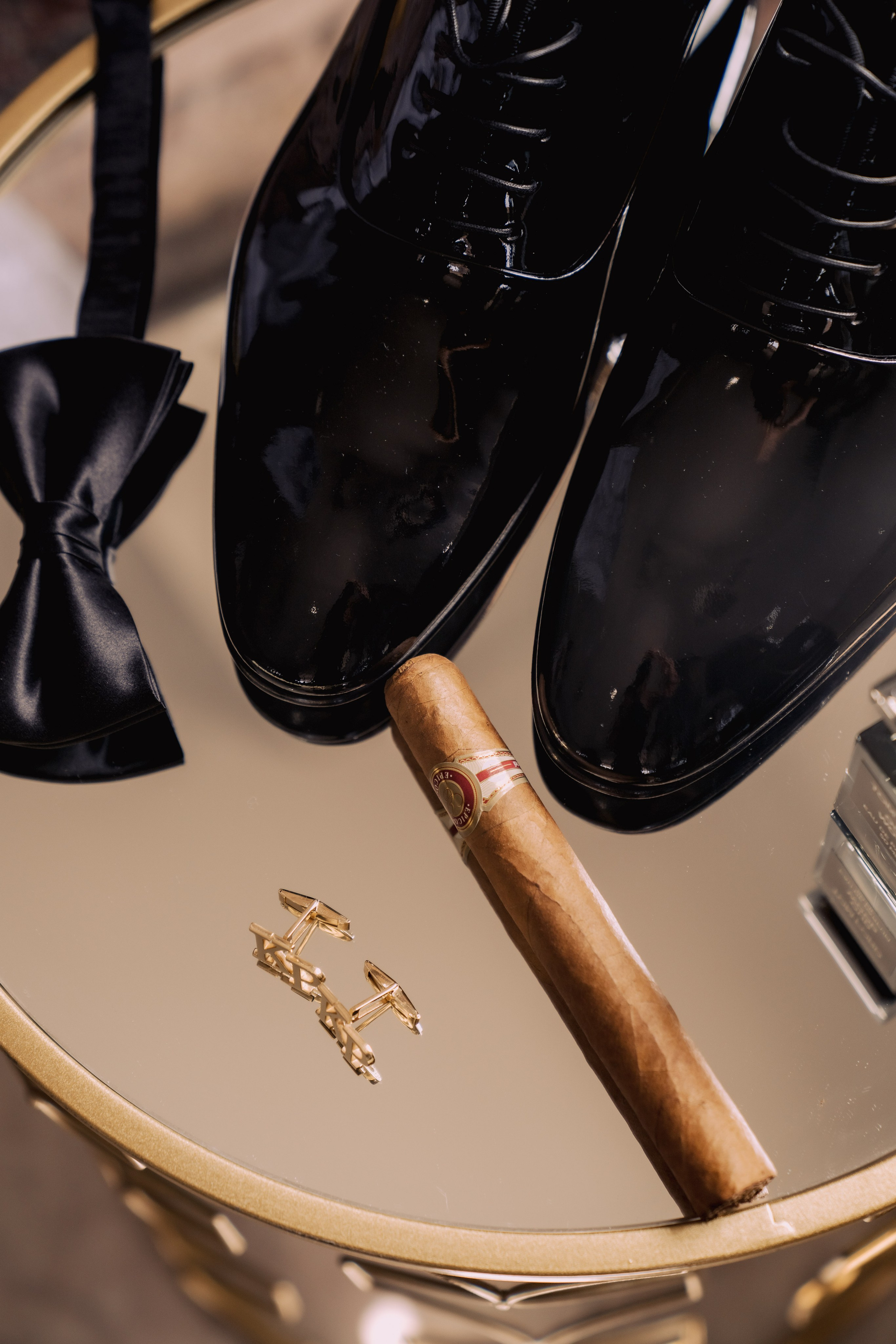 KONSTANTINOS & KONSTANTINA