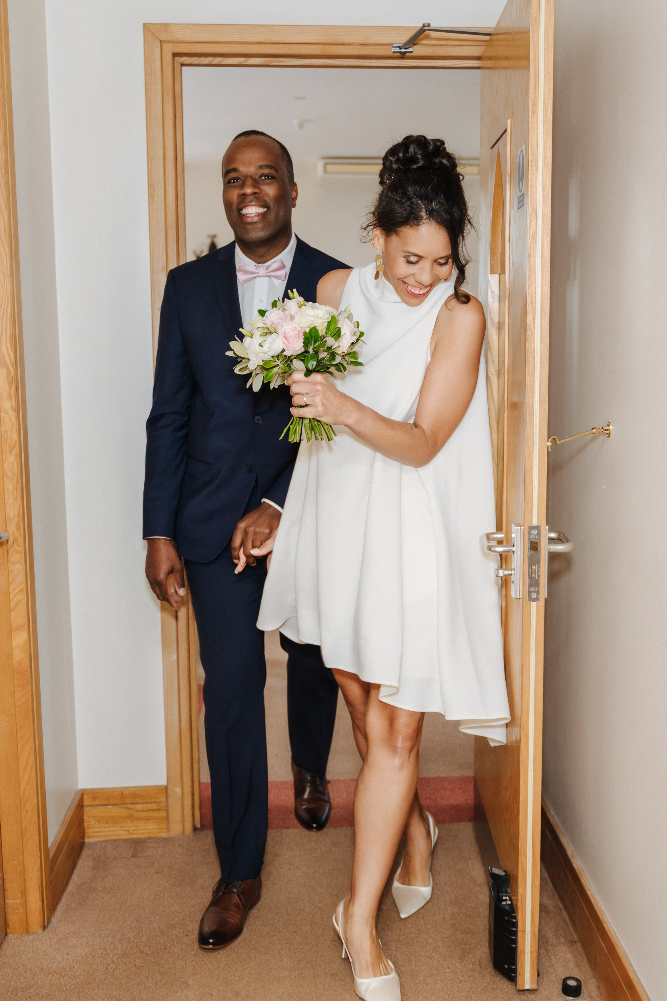 St Albans Register Office, St Albans Register Office wedding , St Albans, wedding in St Albans, civil ceremony in St Albans Register Office, small wedding, photographer for small wedding in St Albans Register Office