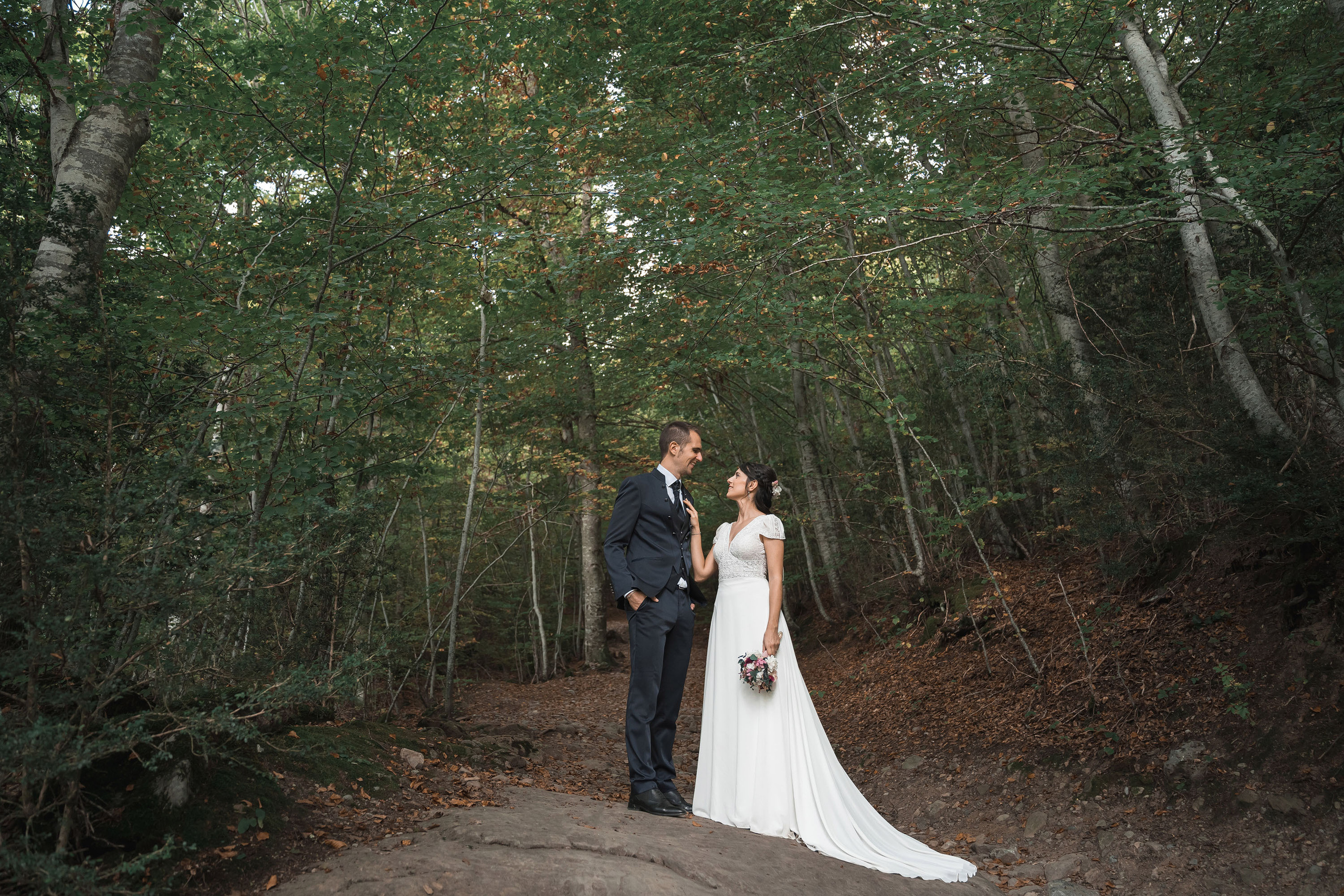 Postboda en Ibón de Piedrafita. PIXLOVE - Fotógrafos de bodas Huesca Pirineos Zaragoza