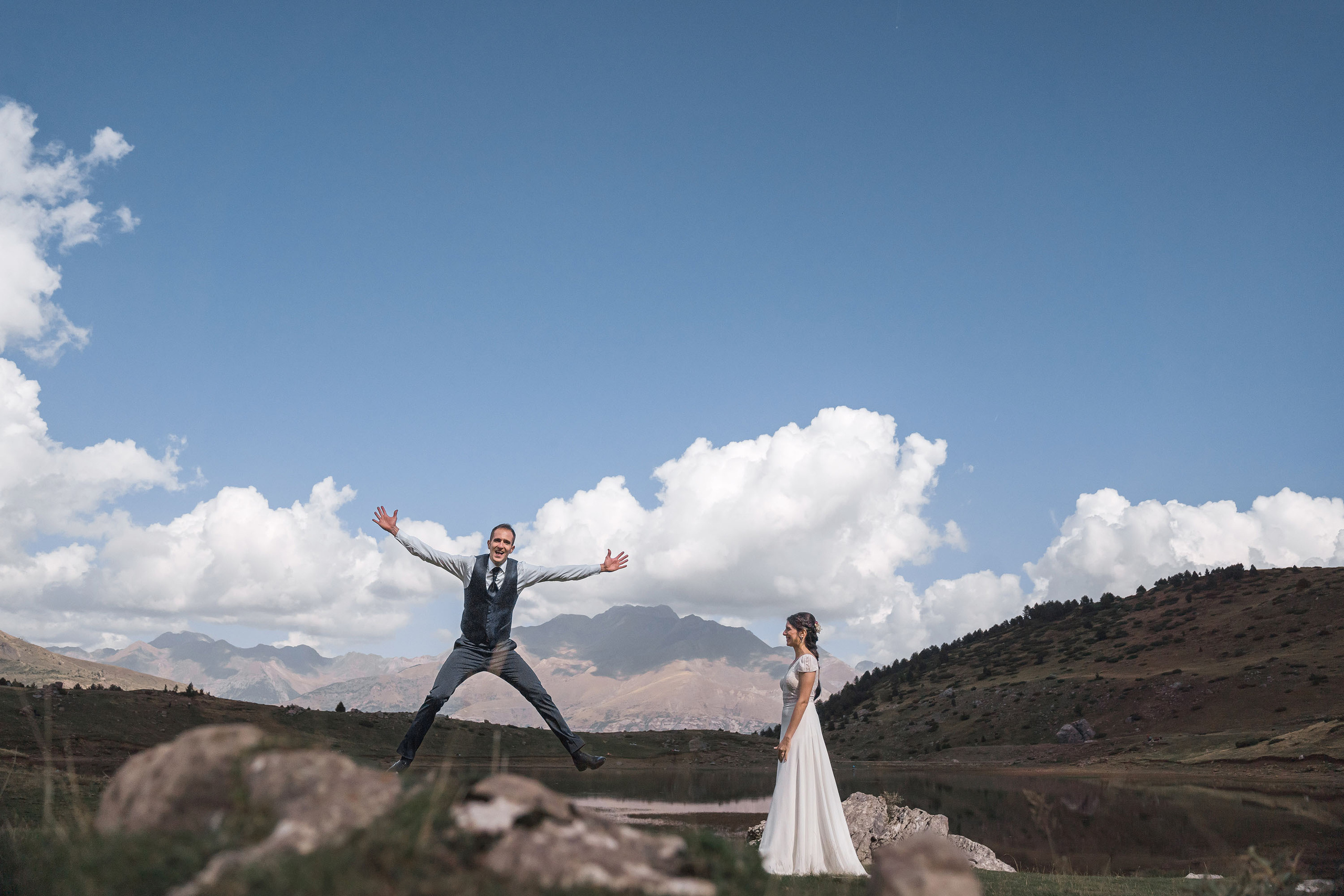 Postboda en Ibón de Piedrafita. PIXLOVE - Fotógrafos de bodas Huesca Pirineos Zaragoza