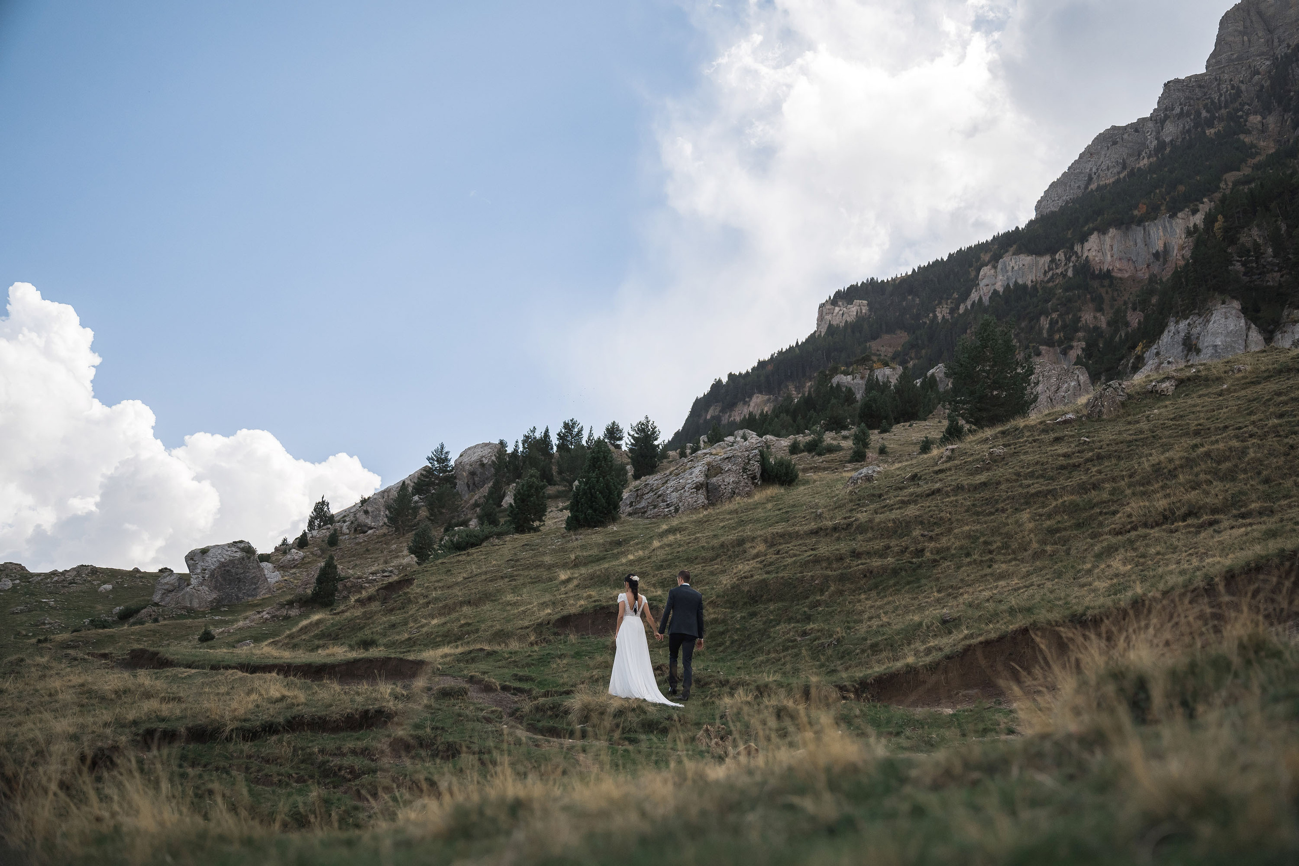Postboda en Ibón de Piedrafita. PIXLOVE - Fotógrafos de bodas Huesca Pirineos Zaragoza