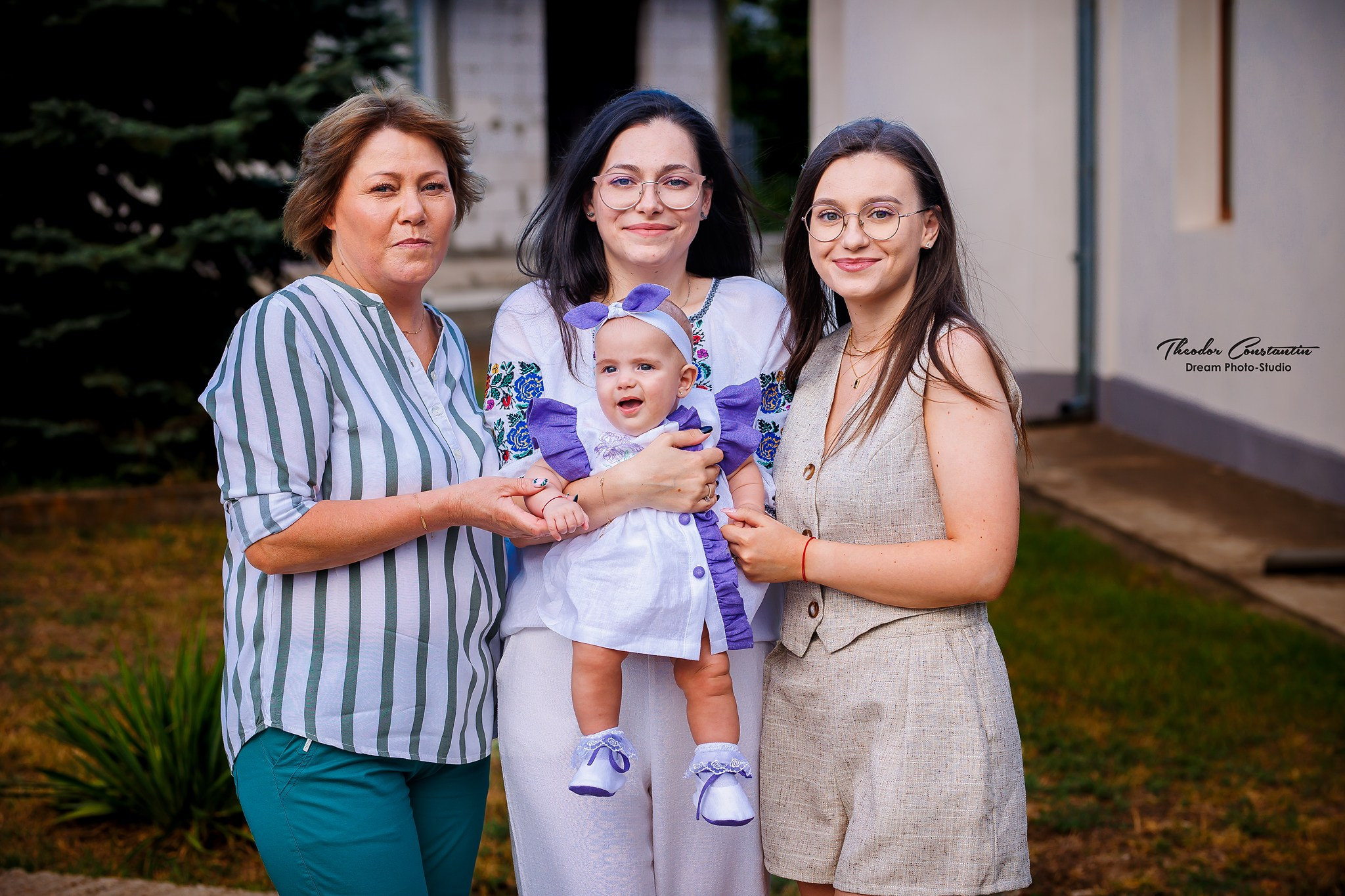 Botez. Dream Studio Galați – ședințe foto profesionale pentru familie, portrete și evenimente