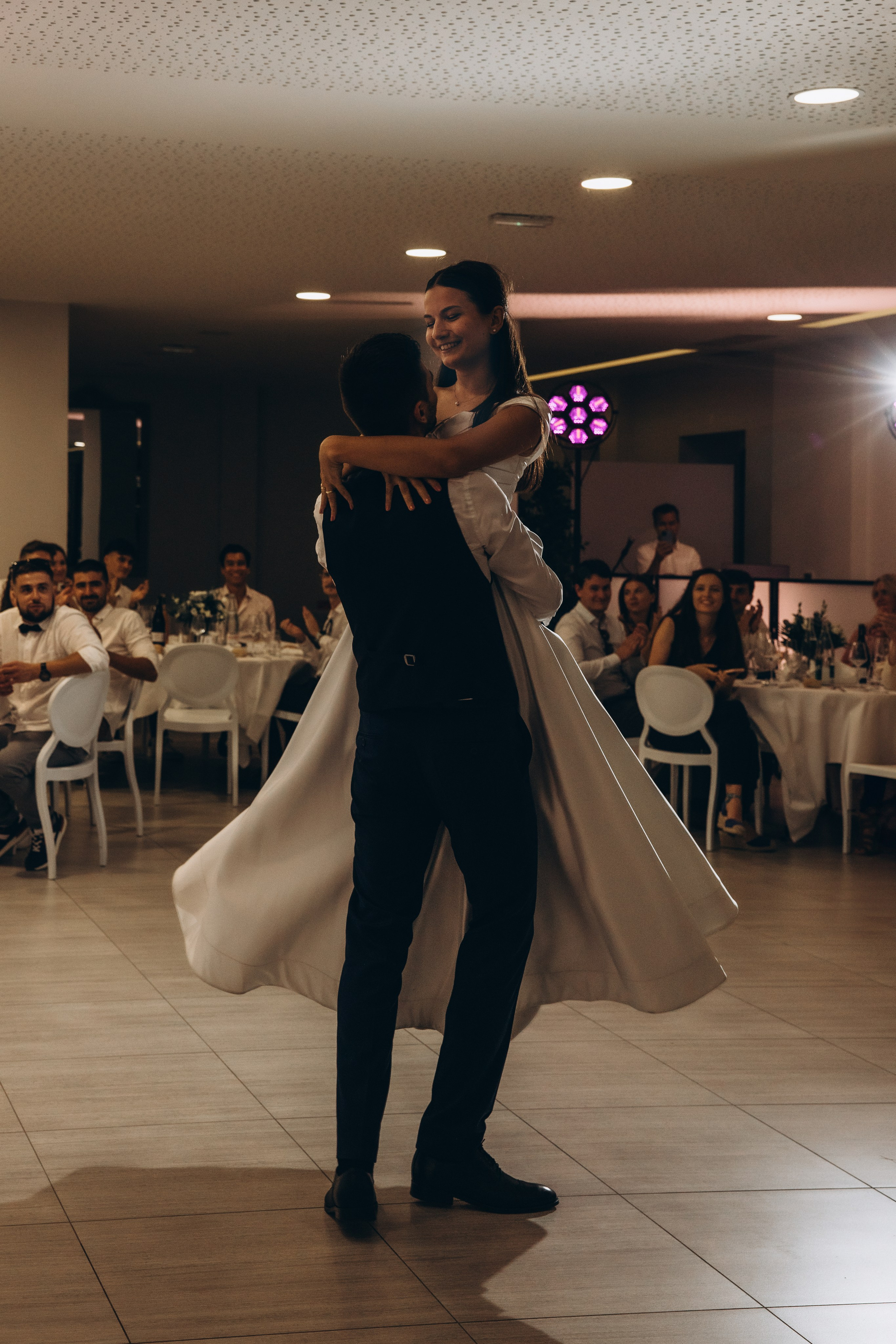 Wedding in Domaine De Montcausson. Eugenie Smirnova — wedding, corporate and lifestyle photographer in Toulouse and Southwest France