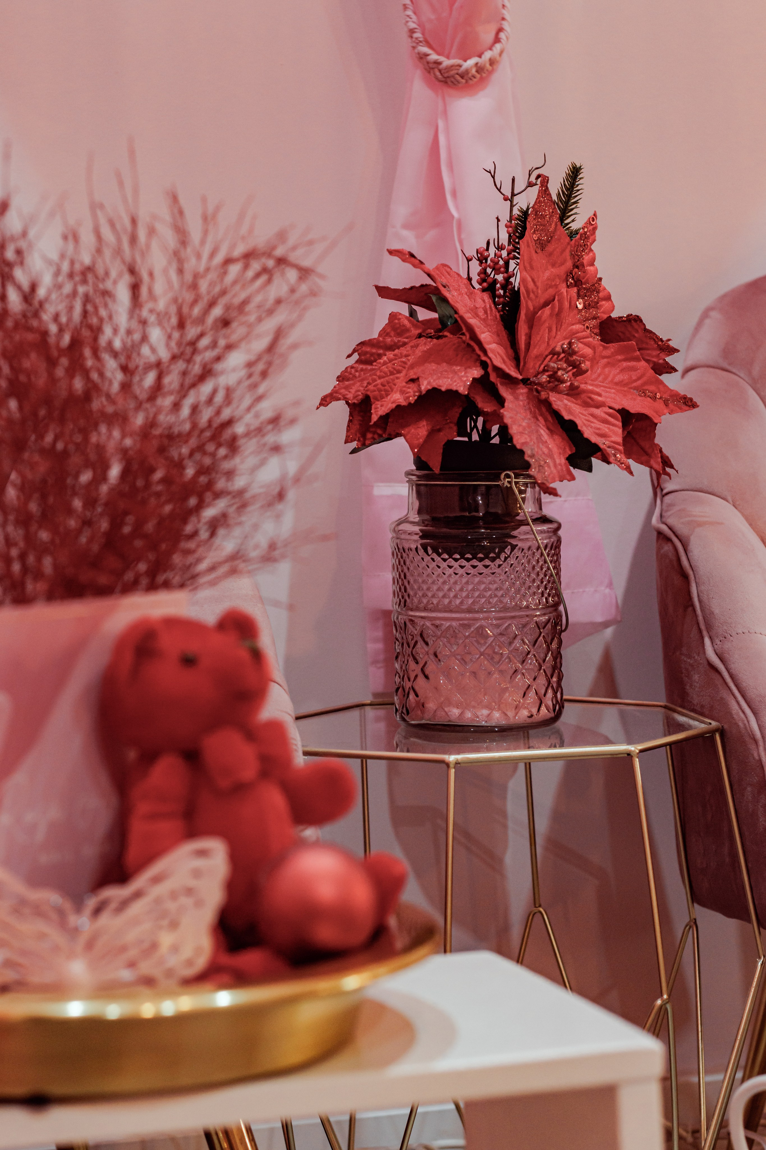 Salón de uñas. Fotógrafo de retrato, familia y reportajes en Valencia | España | Europa Vitalii Lumier