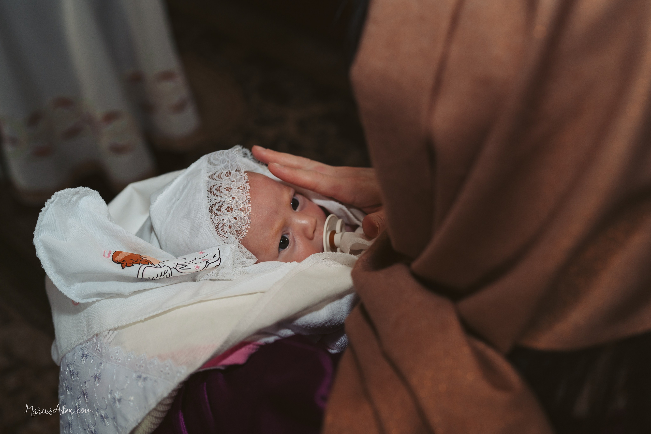 Botezul micutei Melania Selena. Marius Alex fotograf de eveniment si portret din Suceava