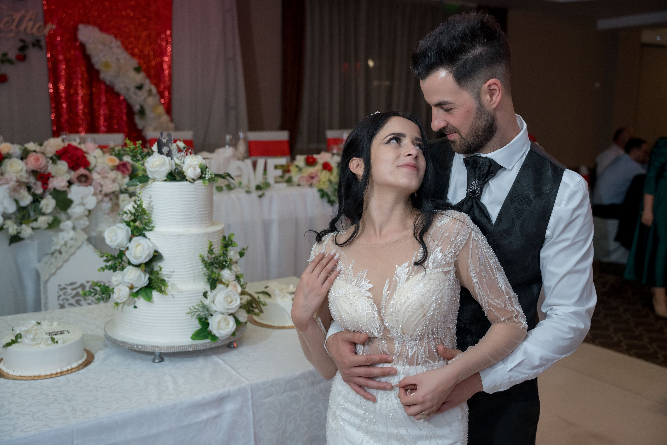 VALENTIN & ROXANA. RRStudio — Fotograf evenimente