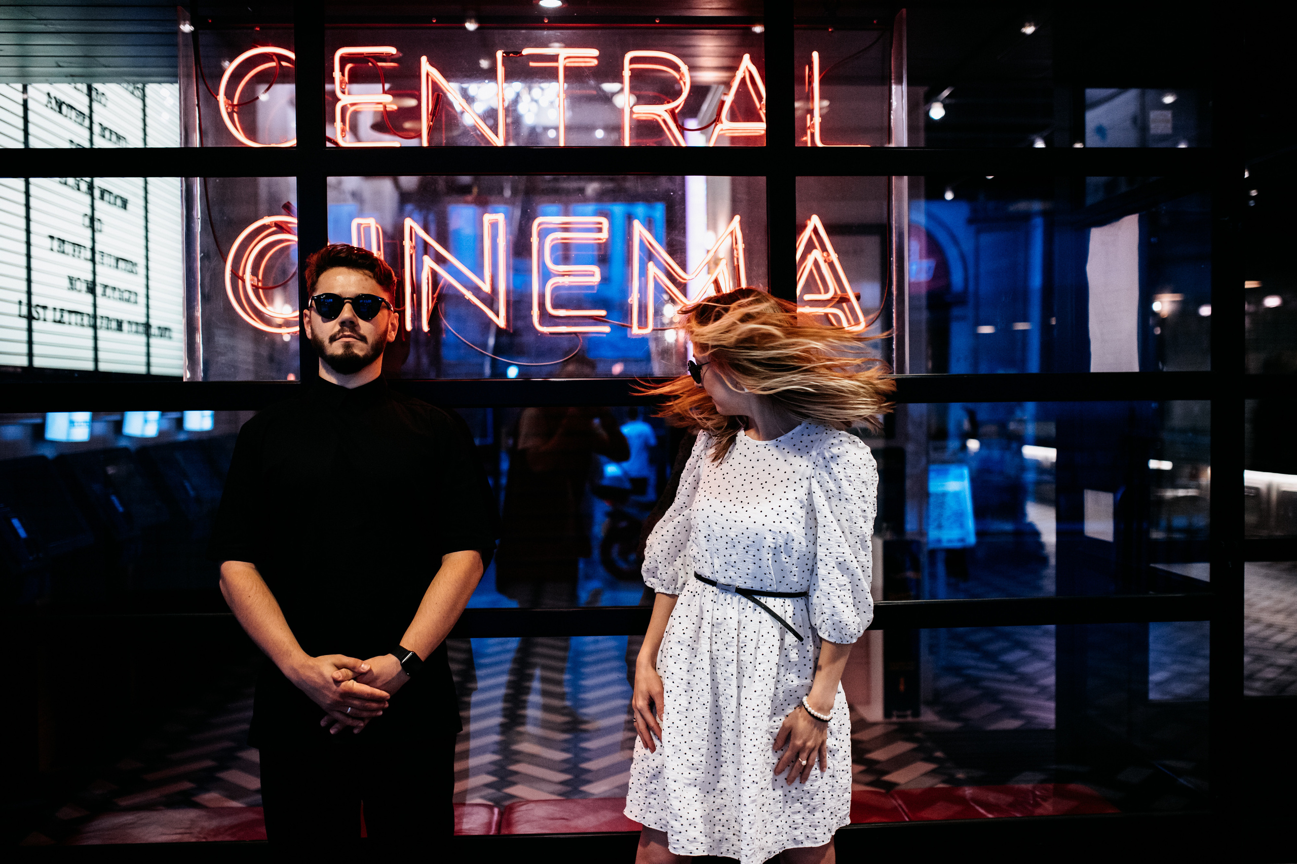 Love Story photoshoot at Picadilly — London. LondonPhotoStory — Vacation Photographer in London