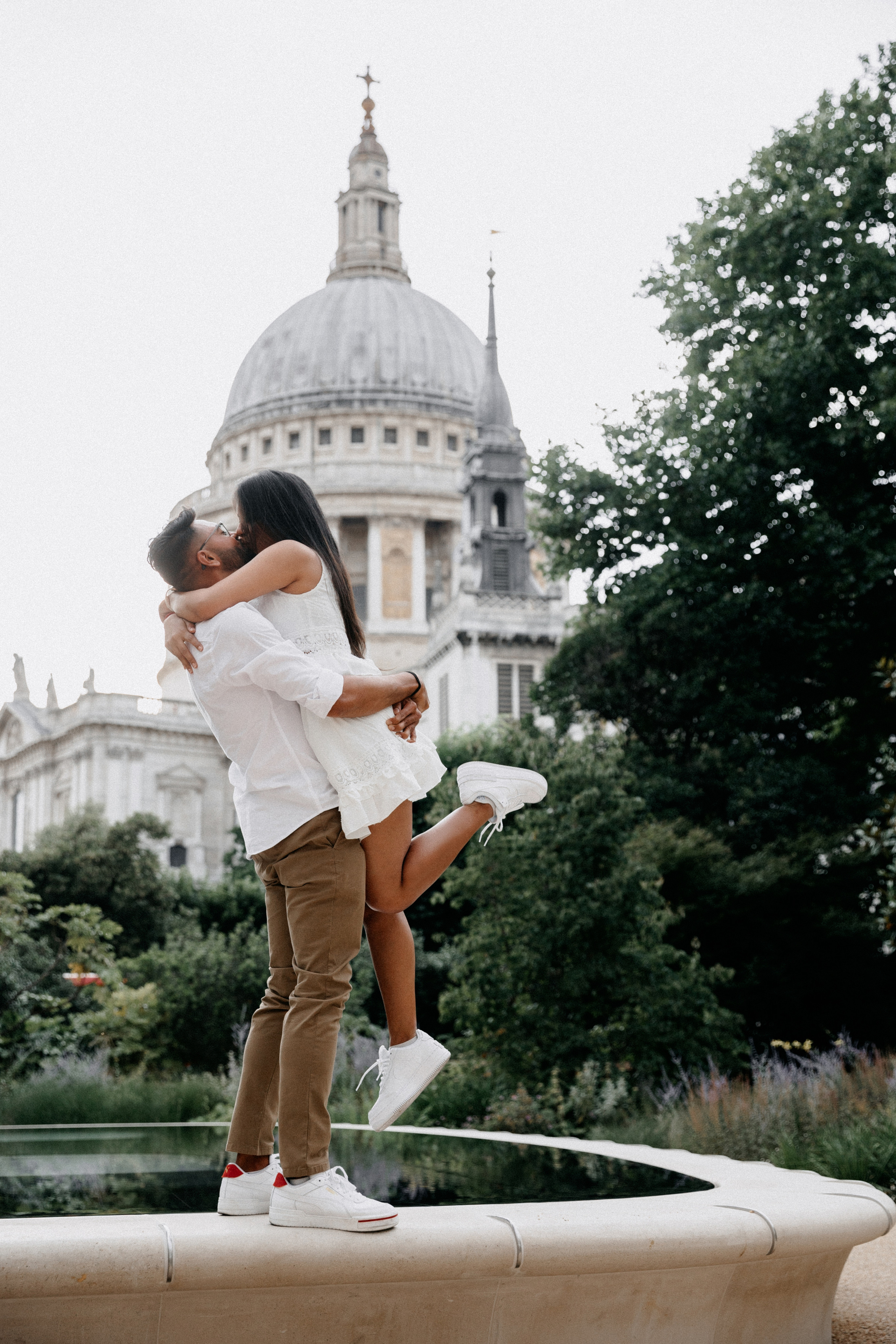 Love Story Photoshoot St Pauls and Tower Bridge. LondonPhotoStory — Vacation Photographer in London