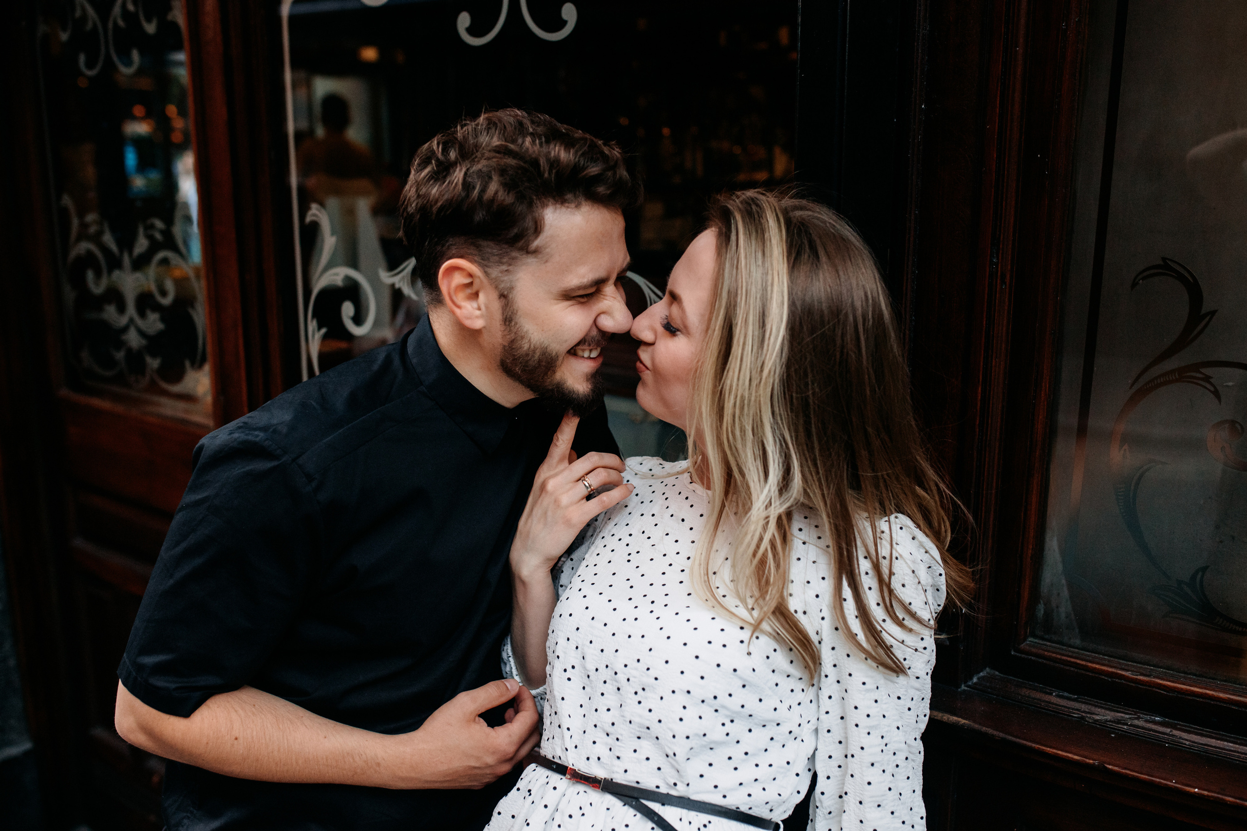 Love Story photoshoot at Picadilly — London. LondonPhotoStory — Vacation Photographer in London