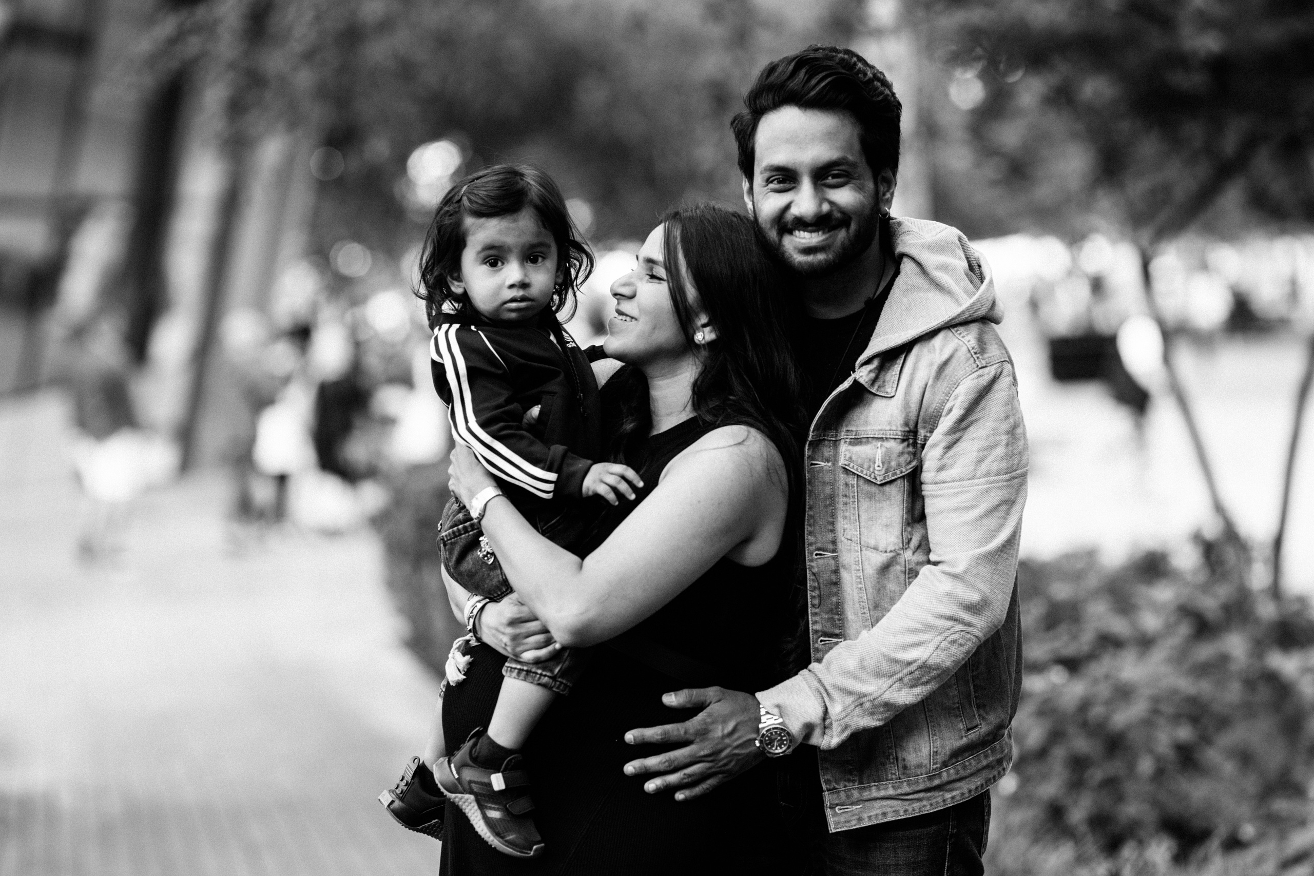 Family Photoshoot at Tower Bridge. LondonPhotoStory — Vacation Photographer in London