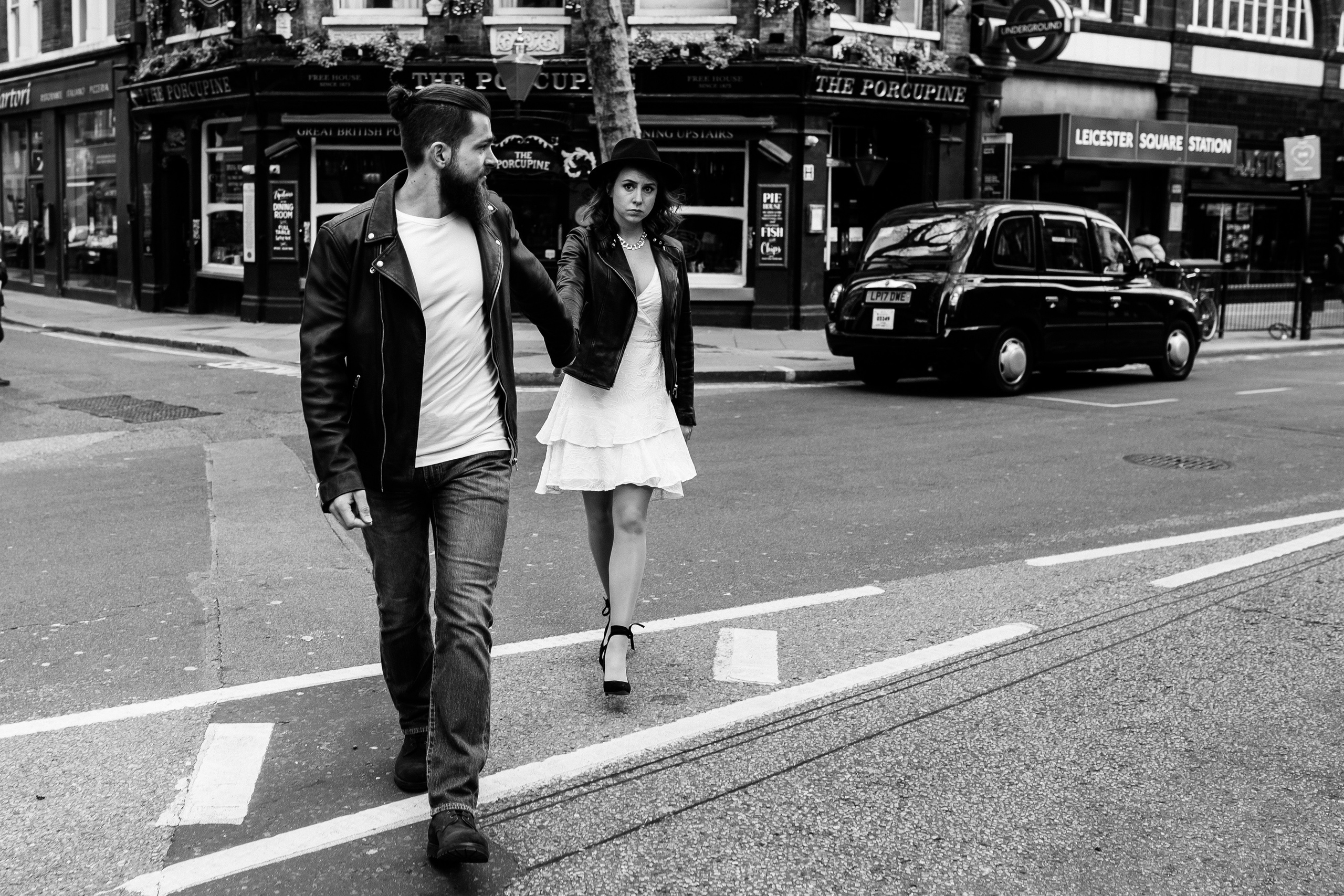 Love Story Photoshoot Central London. LondonPhotoStory — Vacation Photographer in London