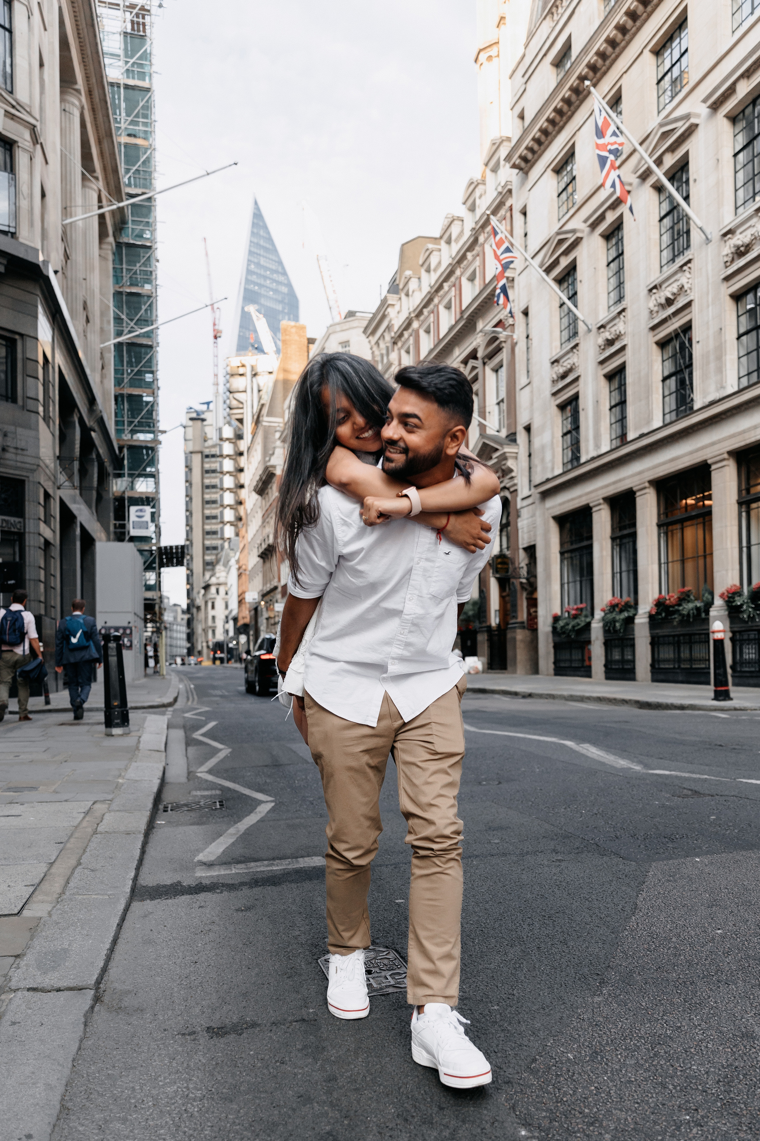 Love Story Photoshoot St Pauls and Tower Bridge. LondonPhotoStory — Vacation Photographer in London