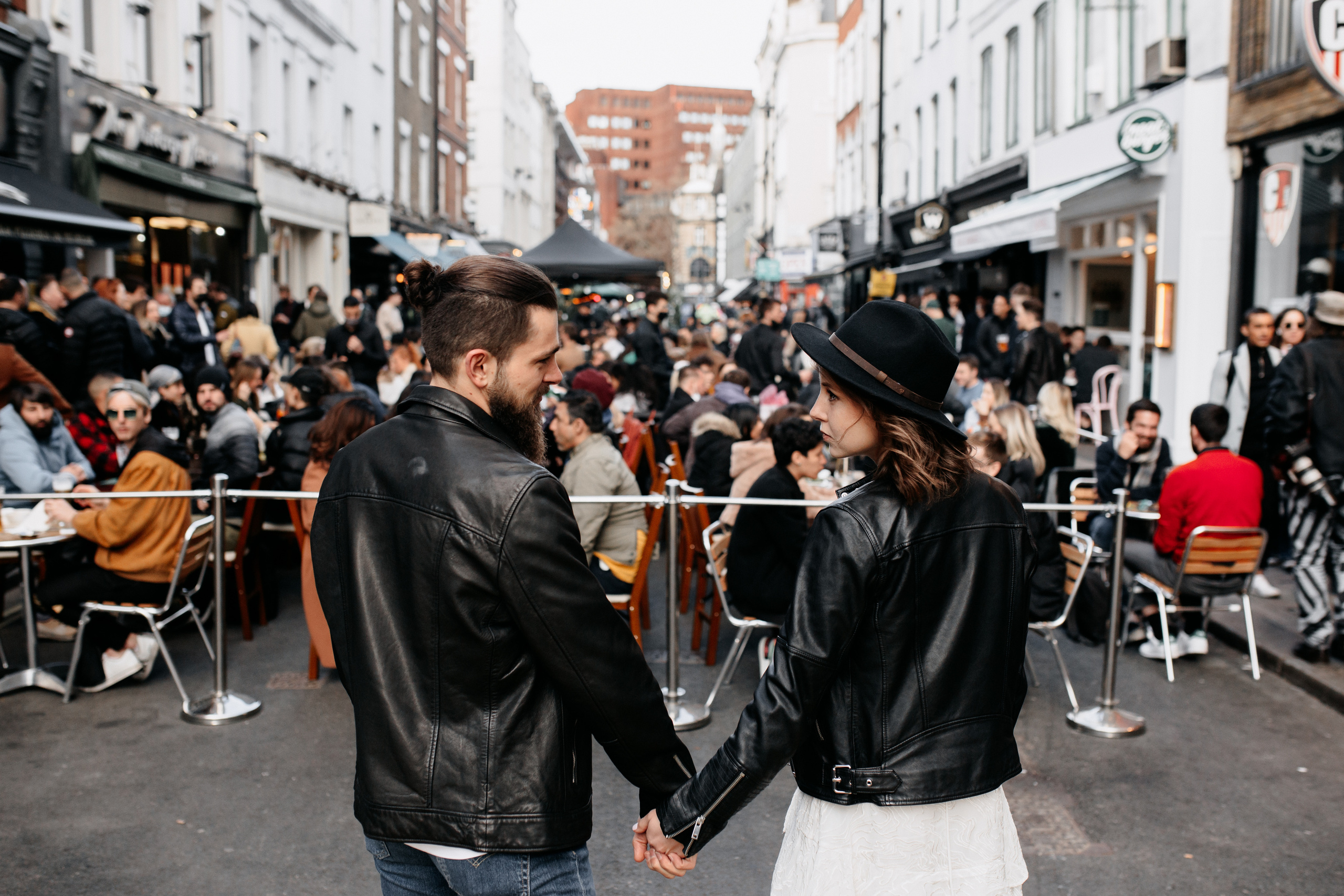Love Story Photoshoot Central London. LondonPhotoStory — Vacation Photographer in London