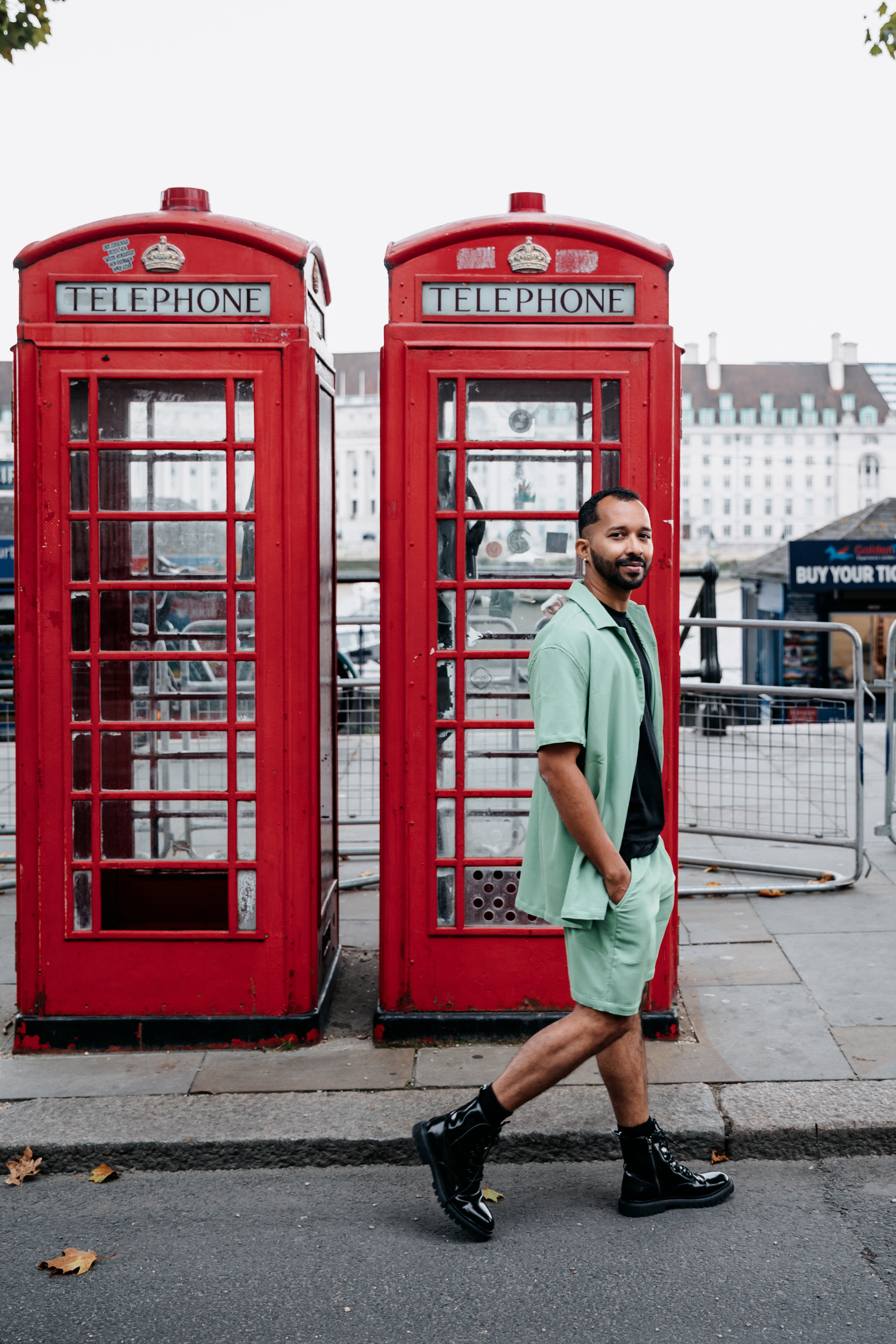 Photoshoot at Westminster. LondonPhotoStory — Vacation Photographer in London